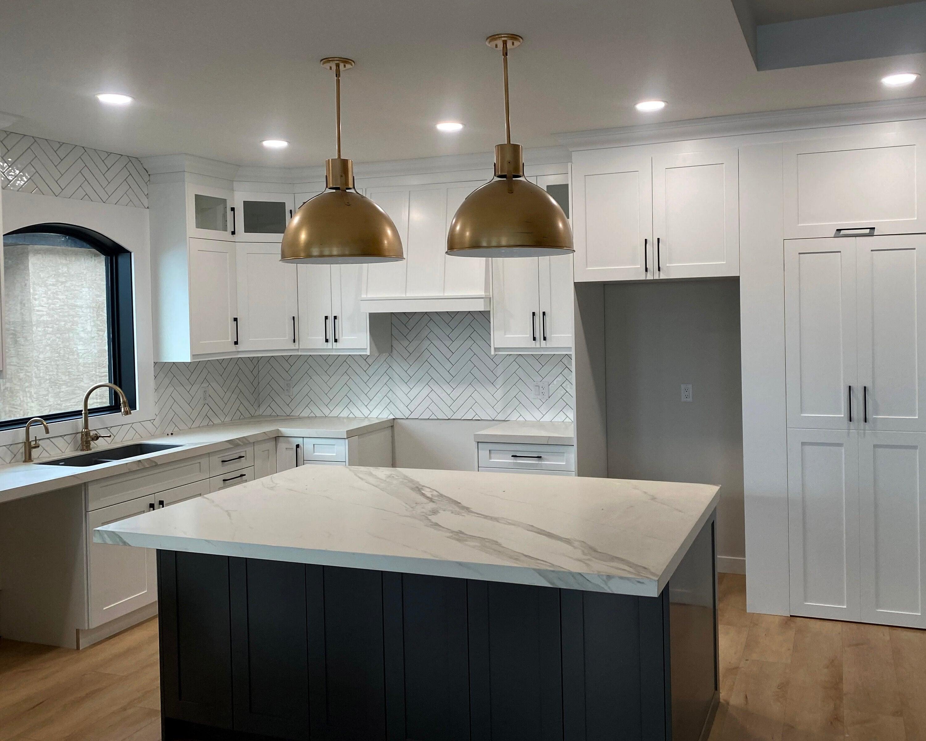 Argo Pendant Light