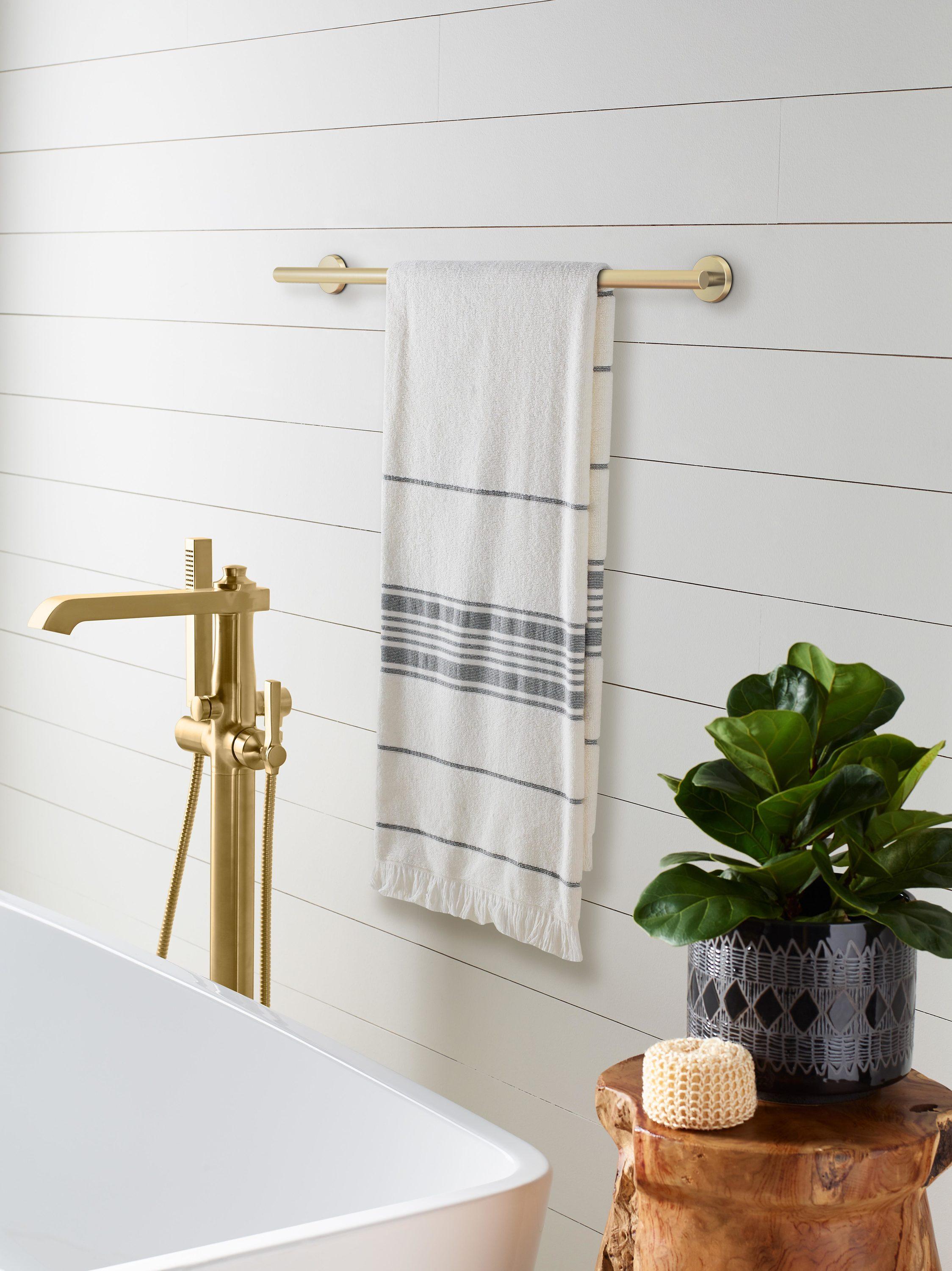 Arrondi™ 27" Wall Mounted Towel Bar