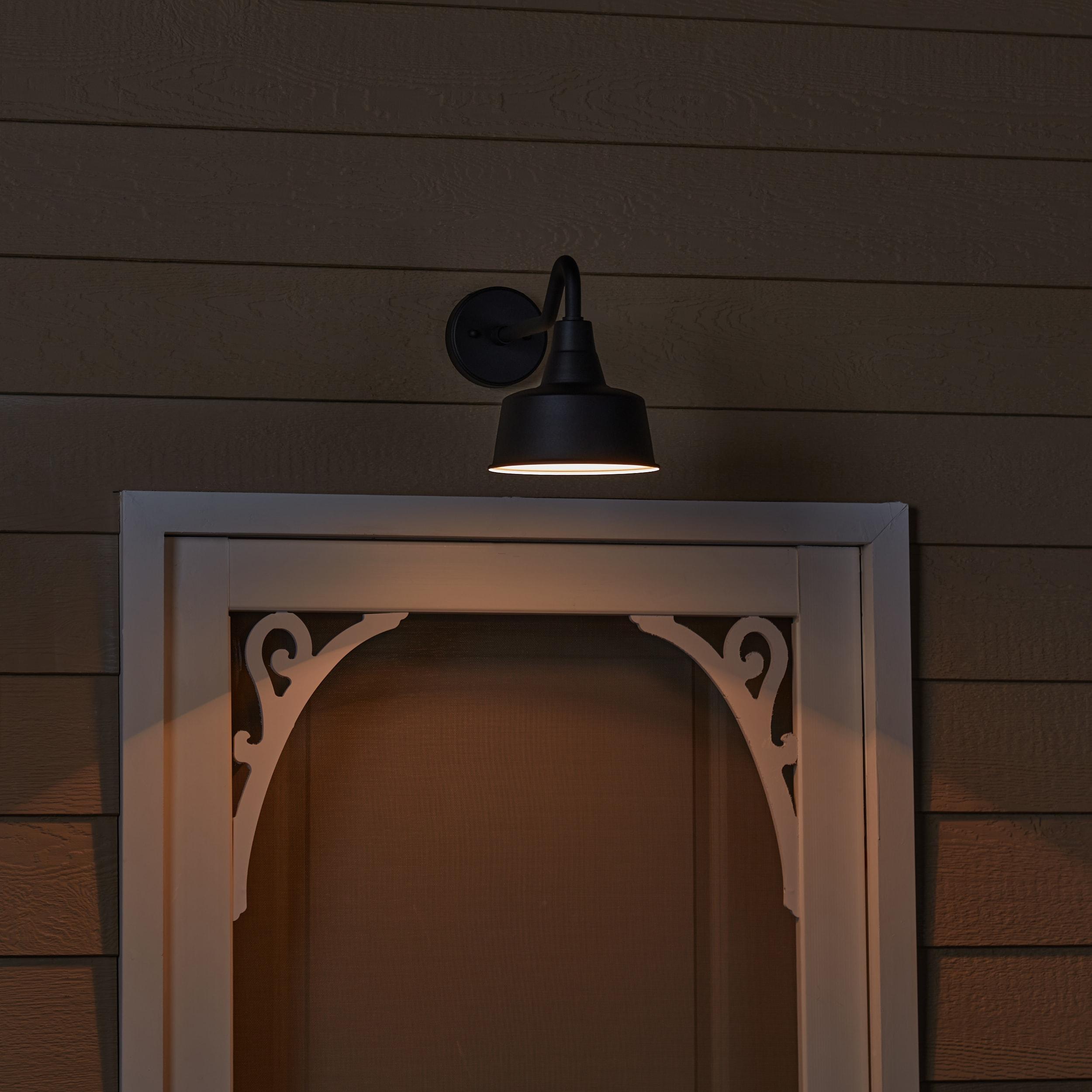 Fisher Outdoor Sconce - Black / 8"Dia