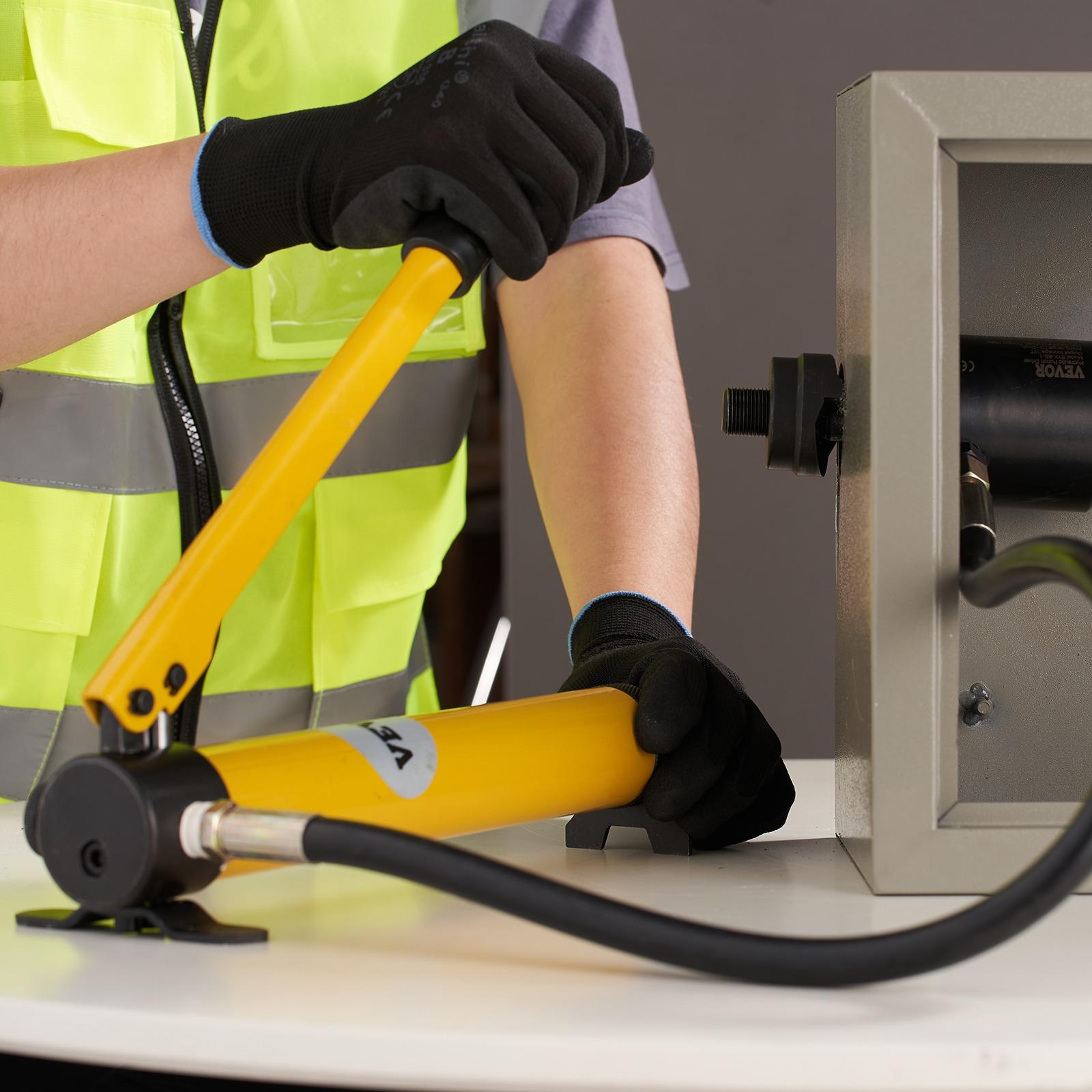 VEVOR Hydraulic Knockout Punch Kit, 10 Ton 1/2" to 2" Conduit Hole Cutter Set, KO Tool Kits with Puncher 6 Piece, Metal Sheet Driver Tools, Yellow