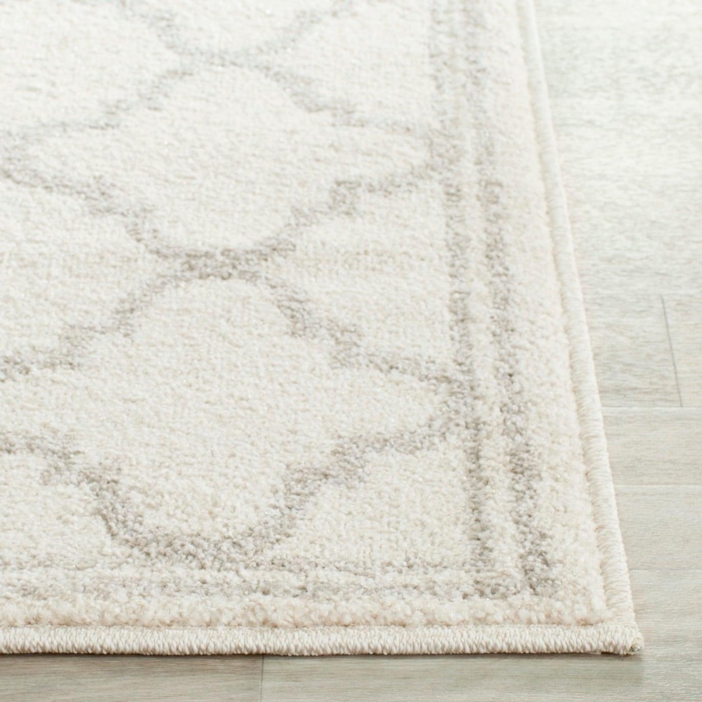 Amherst AMT422 Power Loomed Indoor Area Rug - Beige/Light Grey - 7'x7' - Safavieh