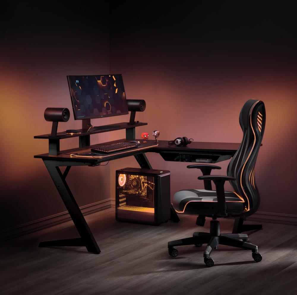 Avatar Battlestation L-Shape Game Desk with Carbon Top and Matte Black Legs