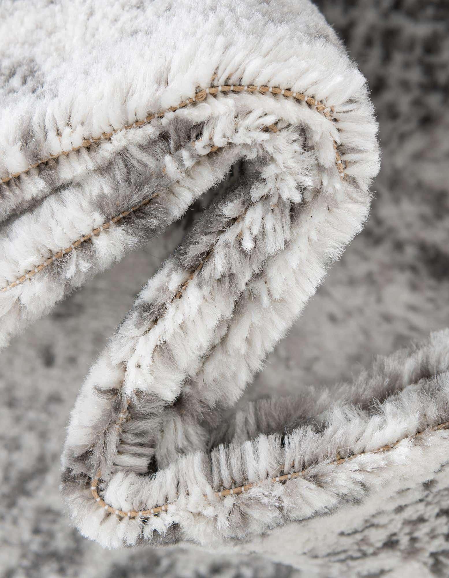 Unique Loom Sofia Collection Area Rug - Casino (3' 3" Round Gray/Beige)