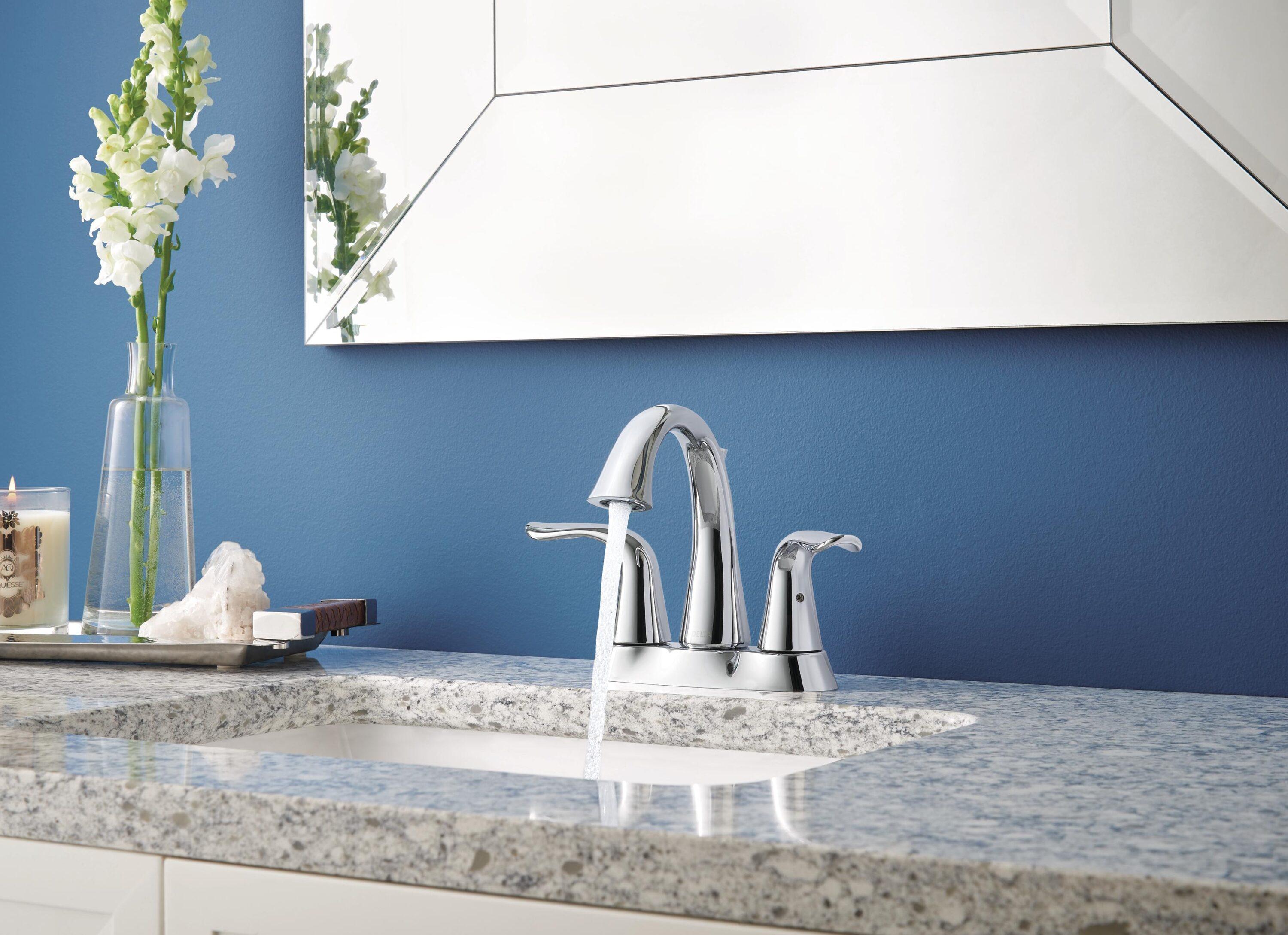 Lahara Centerset Bathroom Faucet with Drain Assembly, 2-handle Bathroom Sink Faucet
