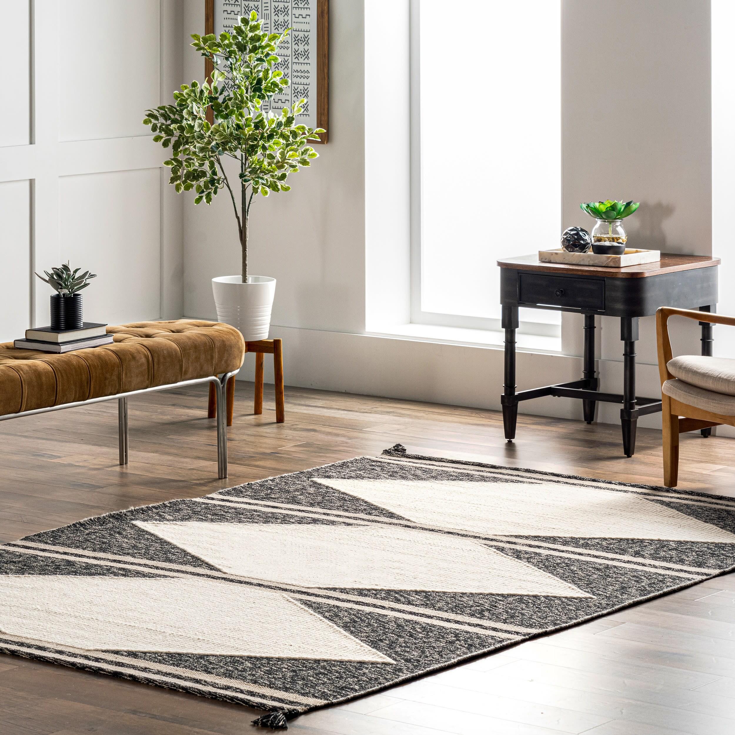 nuLOOM Chasen Cotton and Wool Flatweave Diamond Tassel Area Rug, 5' x 8', Ivory
