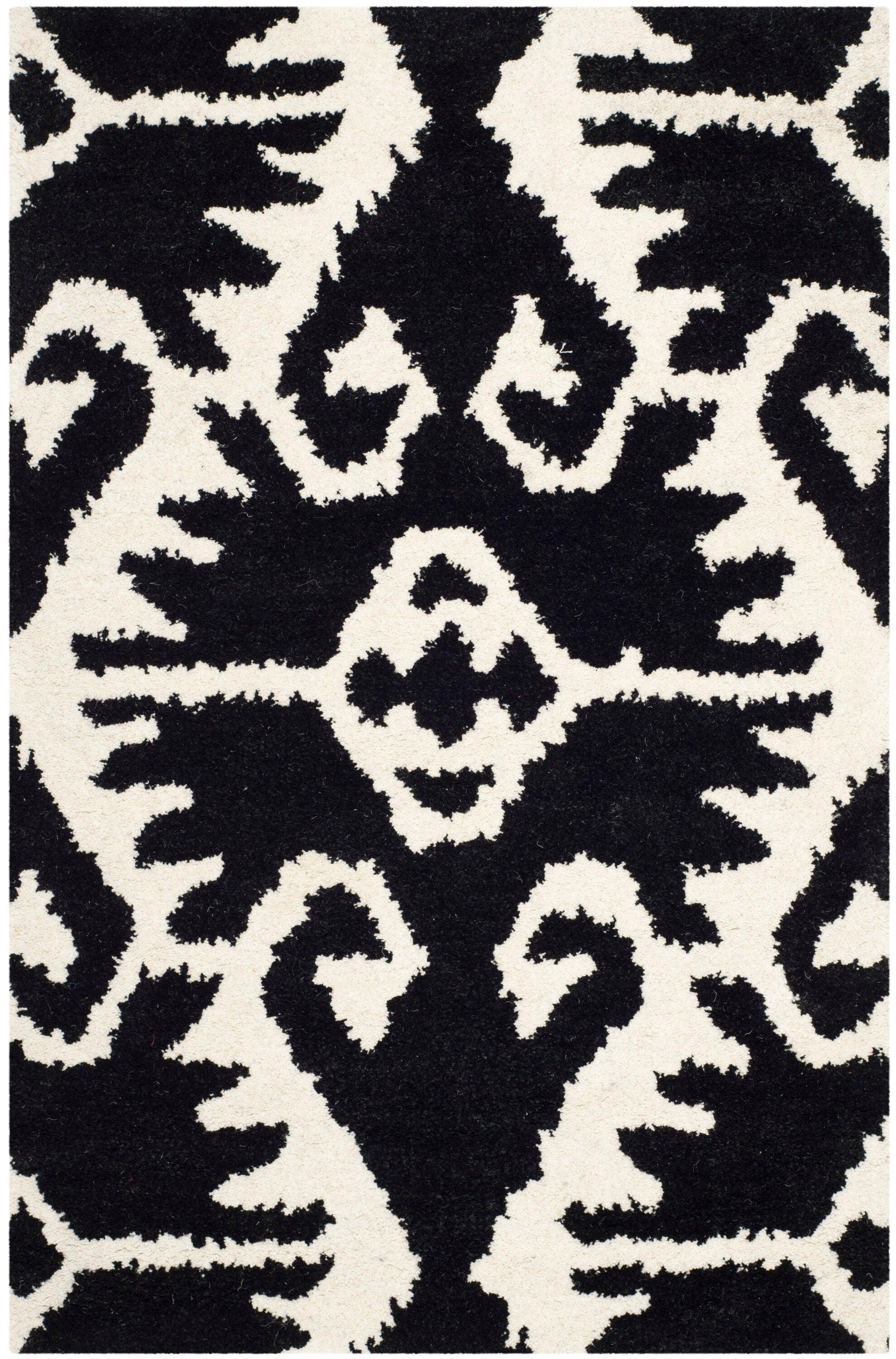 Wyndham WYD323 Hand Tufted Indoor Accent Rug - Black/Ivory - 2'6"x4' - Safavieh.