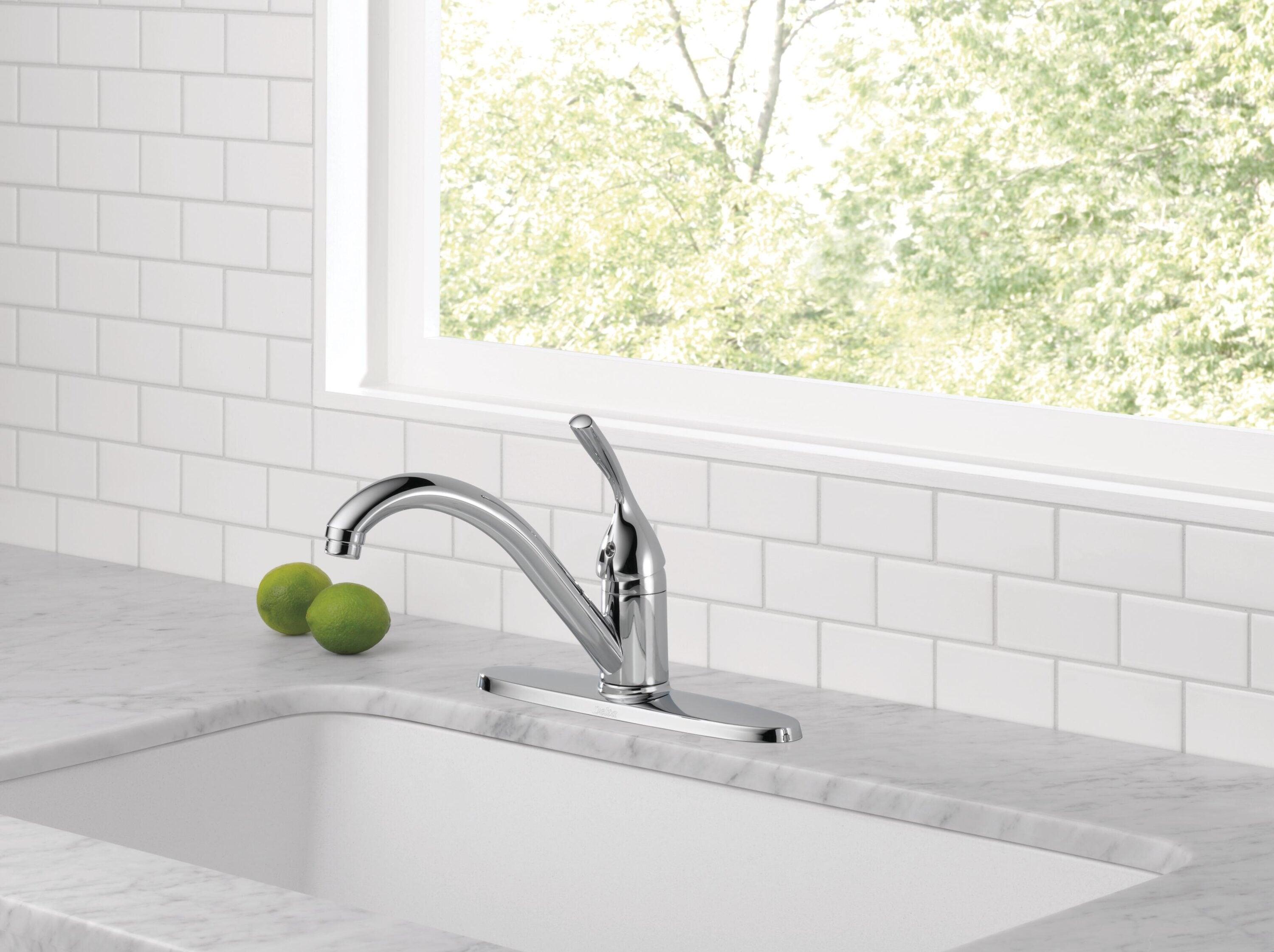 Classic Standard Single Handle Kitchen Faucet