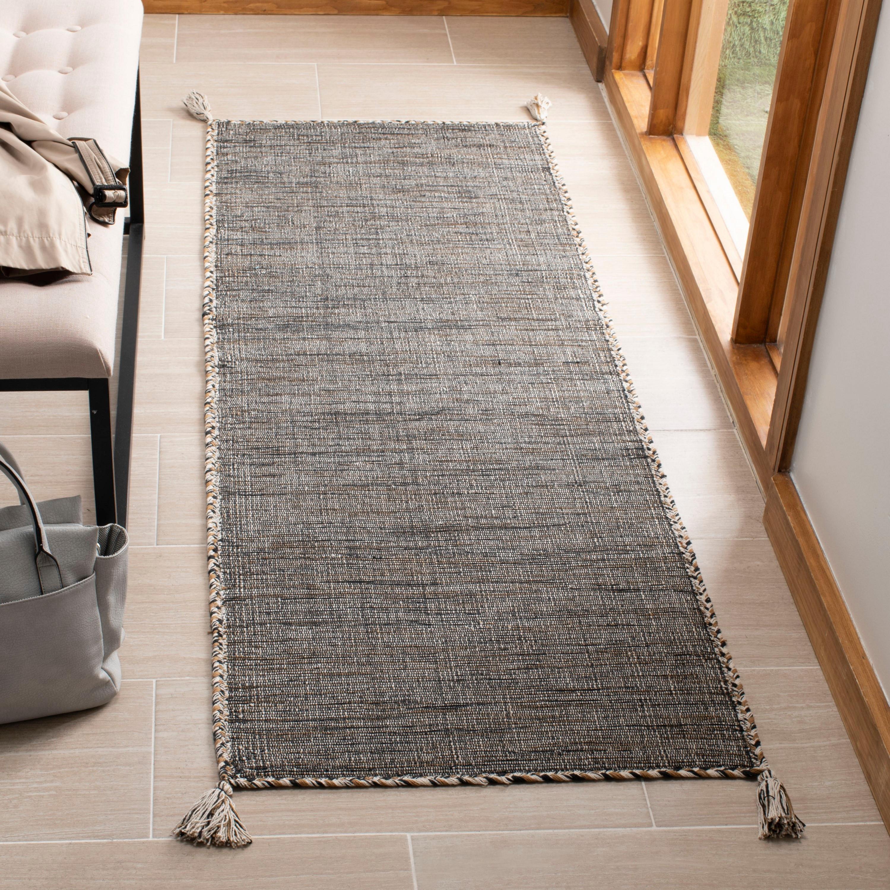 Montauk MTK150 Hand Woven Indoor Accent Rug - Beige/Black - 2'3"x5' - Safavieh