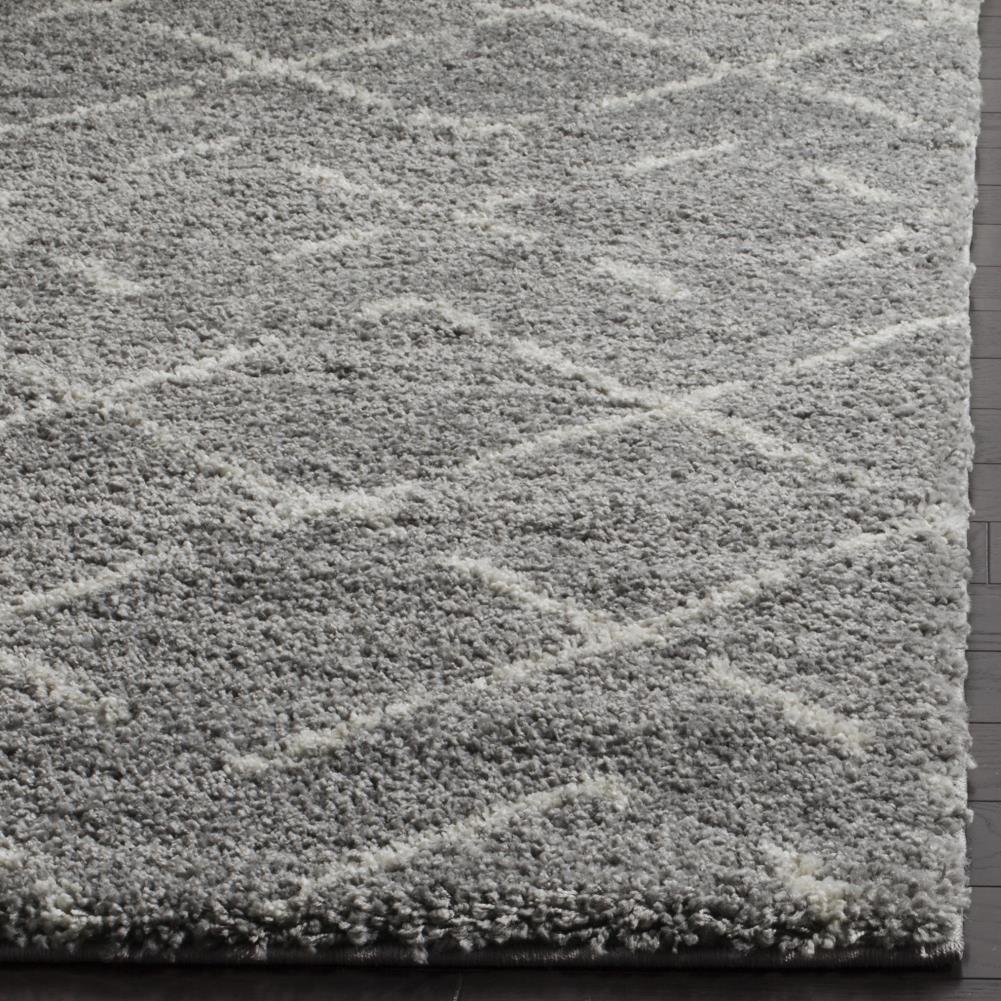 Arizona Shag ASG743 Power Loomed Indoor Area Rug - Grey/Ivory - 4'x6' - Safavieh