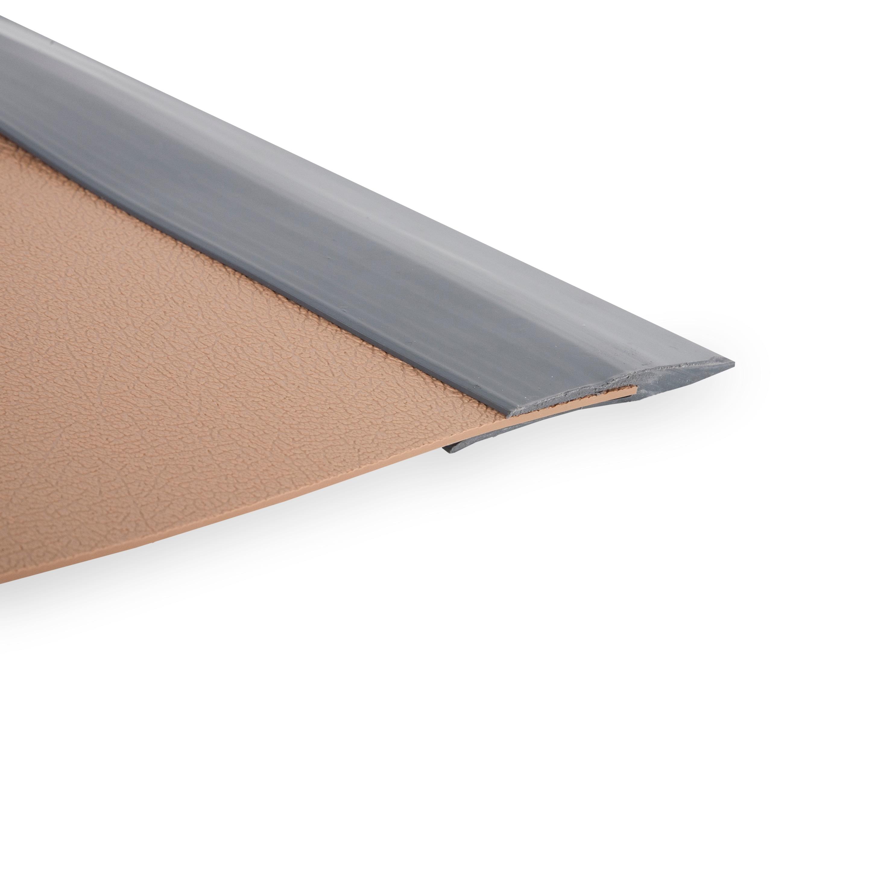 G-Floor Vinyl 3.25'' W x 300'' L T-Molding