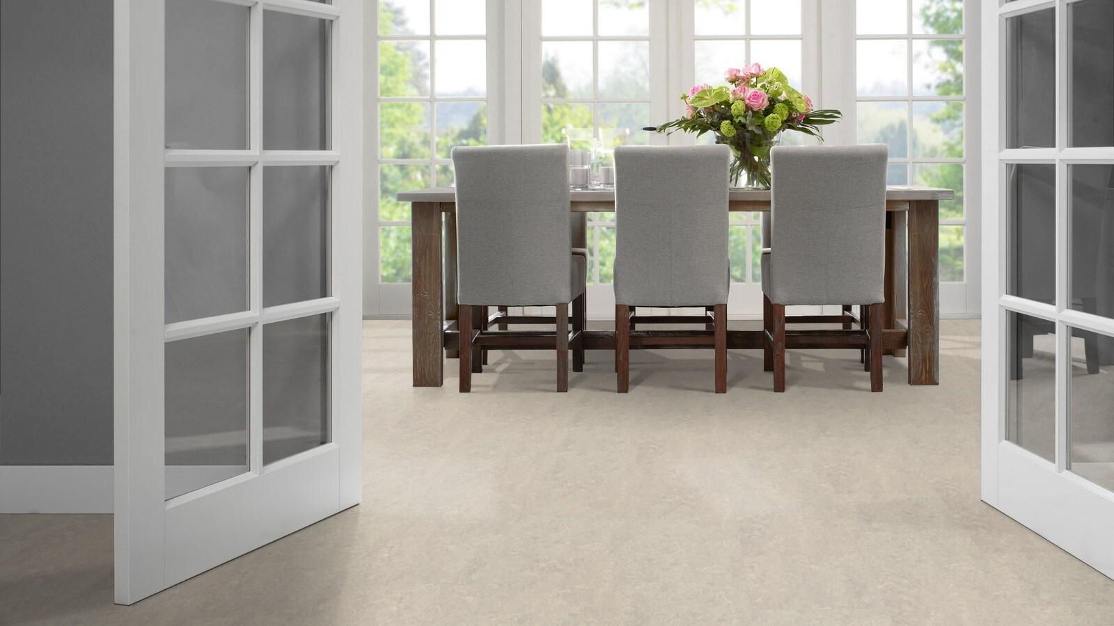 Marmoleum Cinch Loc Seal 11.81” x 11.81” x 9.9mm Laminate Flooring