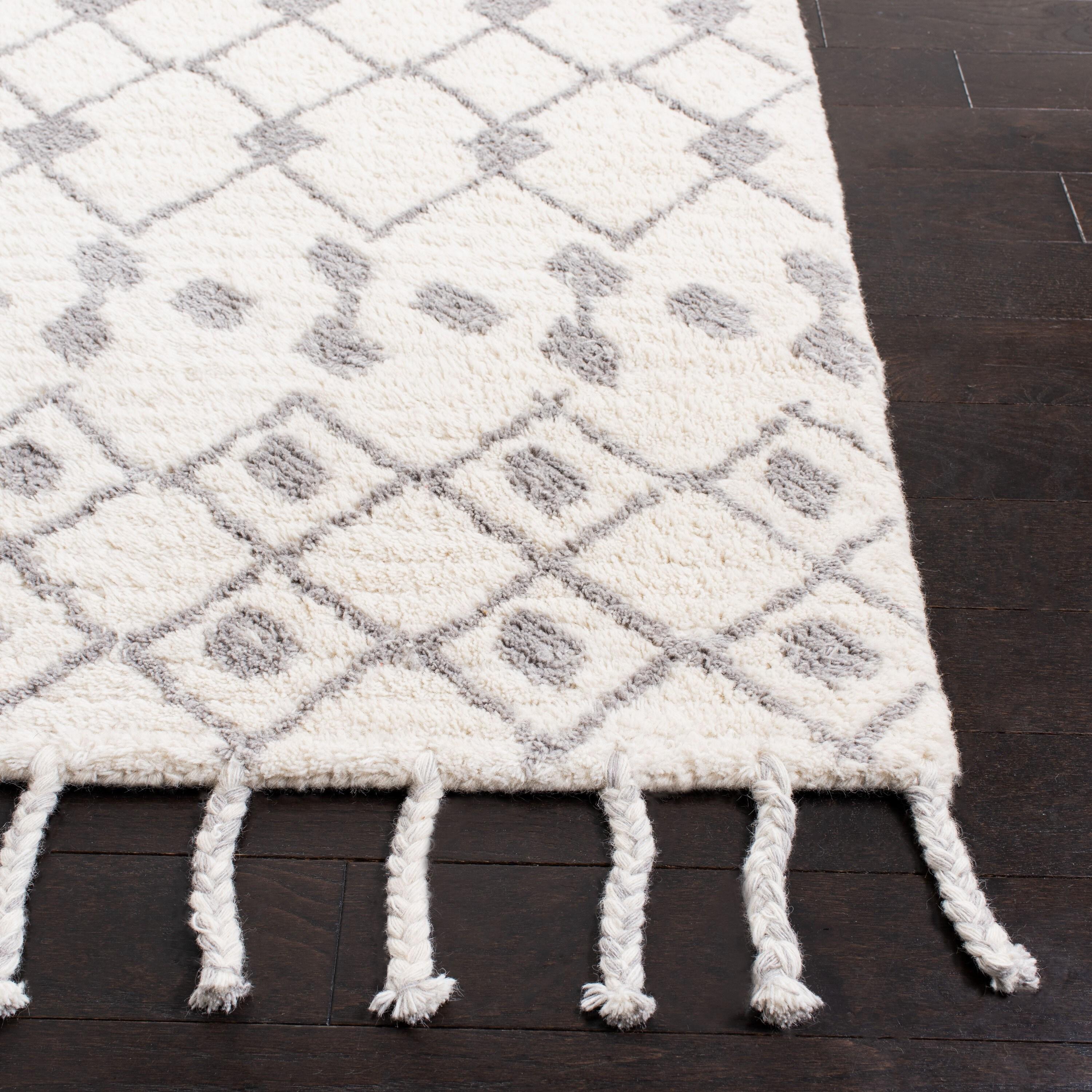 Casablanca CSB203 Hand Tufted Indoor Area Rug - Ivory/Silver - 8'x10' - Safavieh
