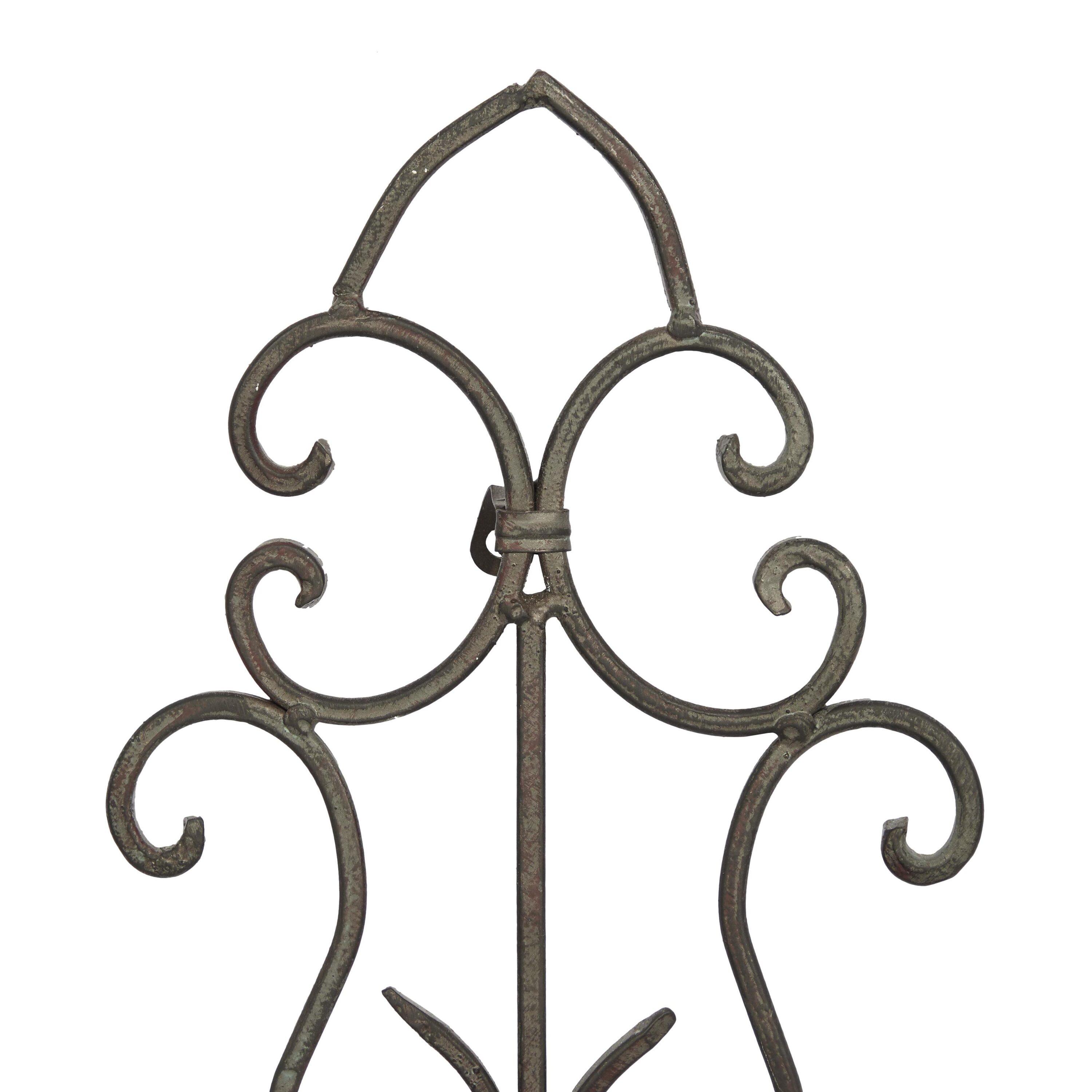 DecMode Indoor Brown Metal Rustic Wall Decor