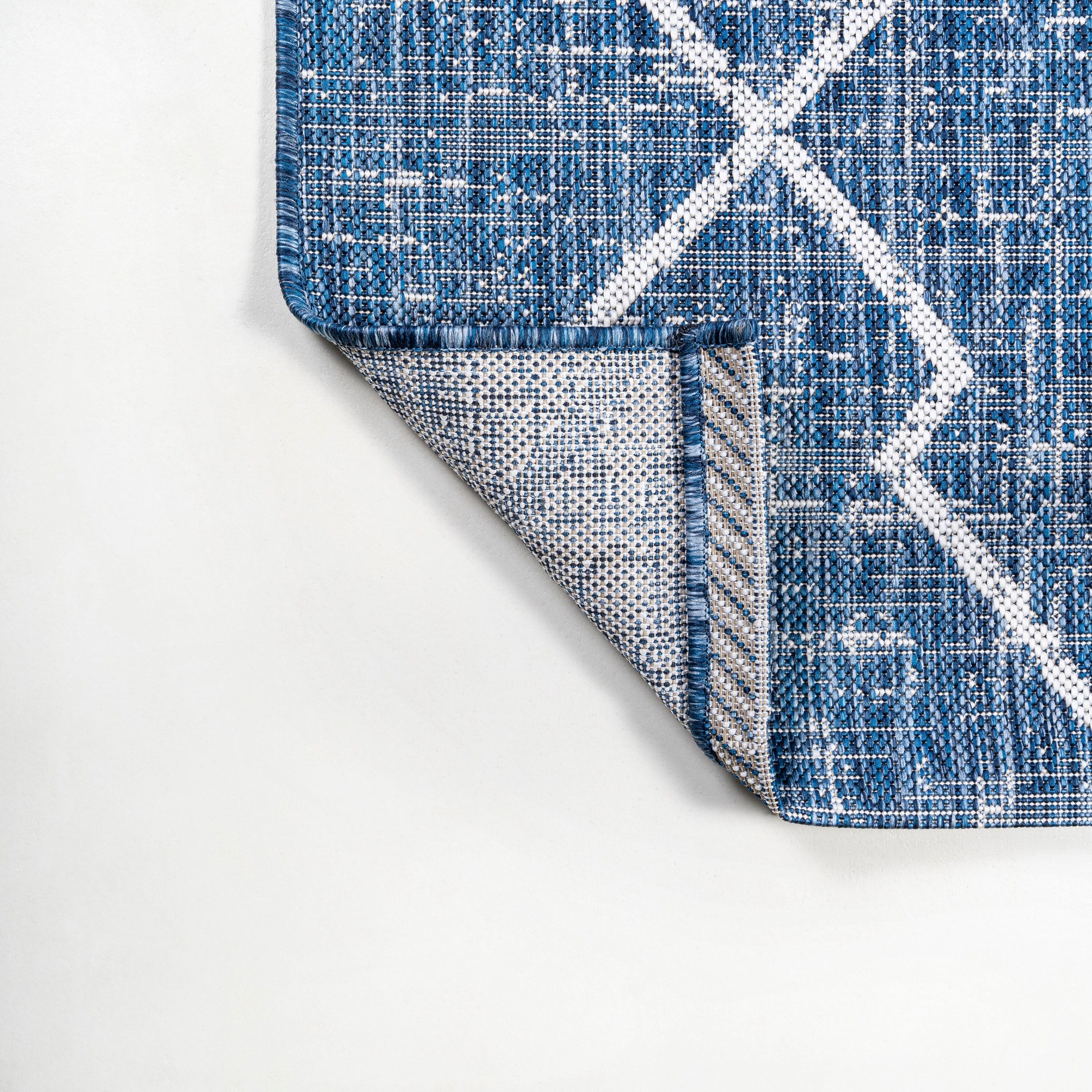 2'x8' Carwa  Diamond Trellis Indoor/Outdoor Runner Rug, Blue/Ivory - JONATHAN Y