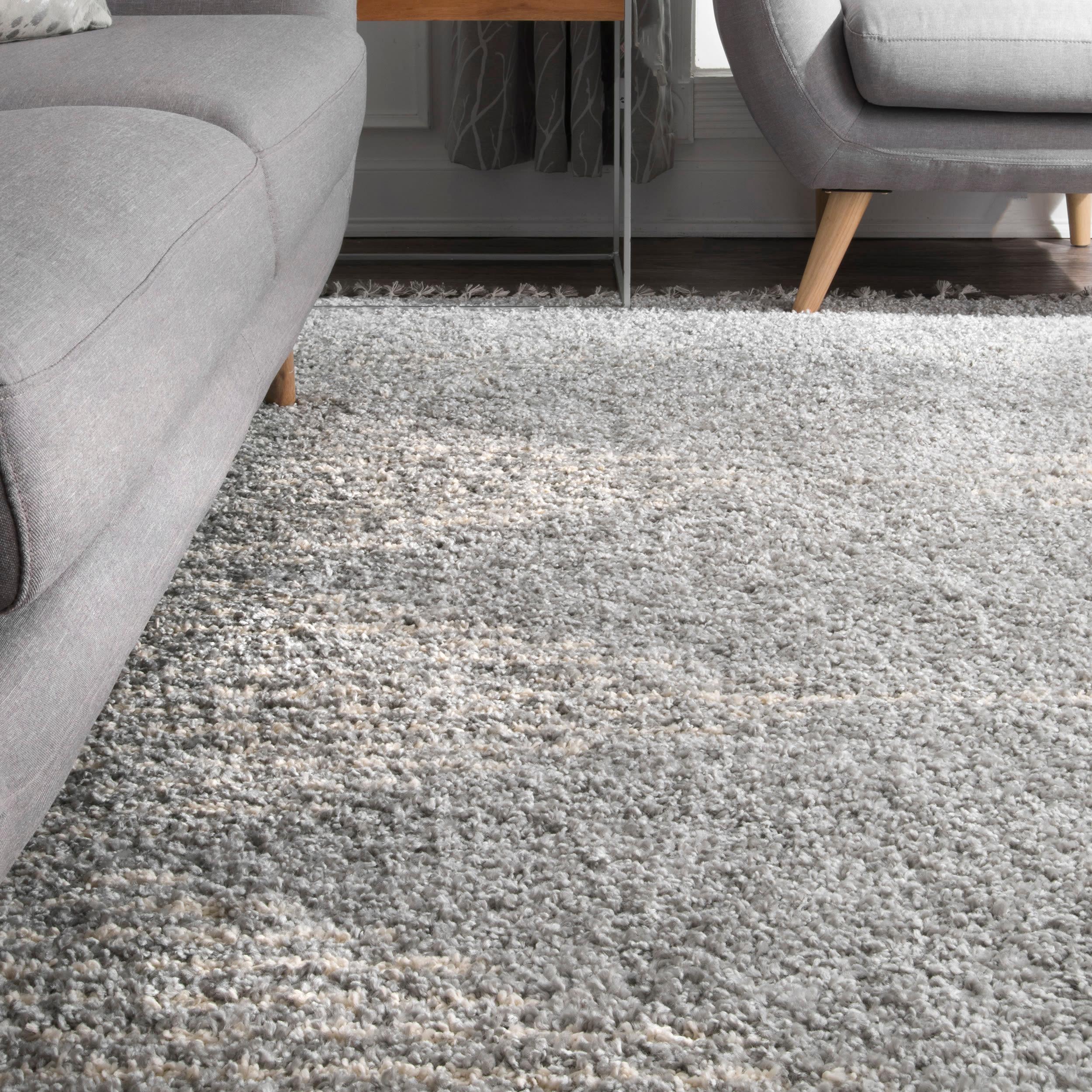 nuLOOM Bria Moroccan Diamond Tassel Area Rug