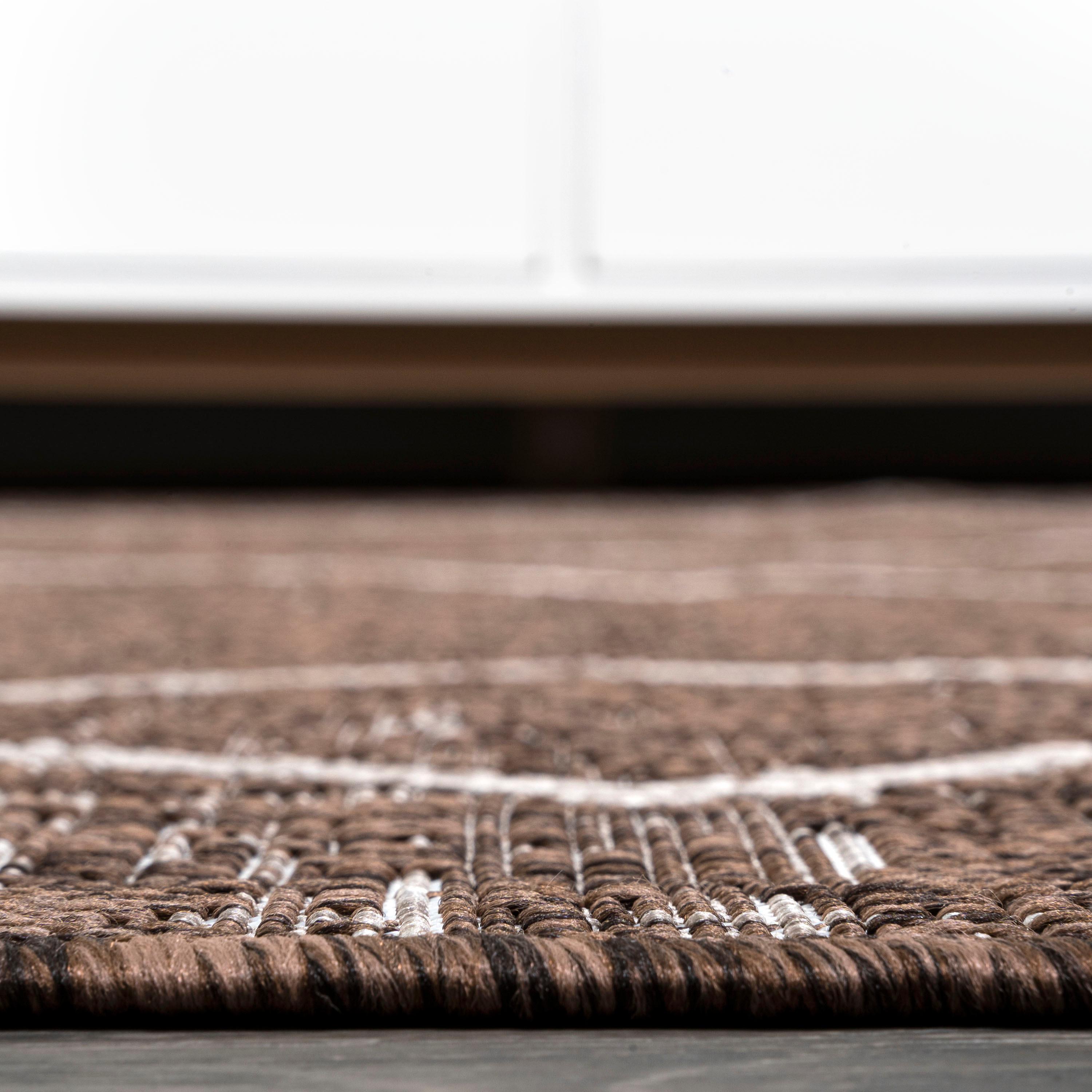 2'x10' Carwa Diamond Trellis Indoor/Outdoor Runner Rug, Brown/Beige - JONATHAN Y
