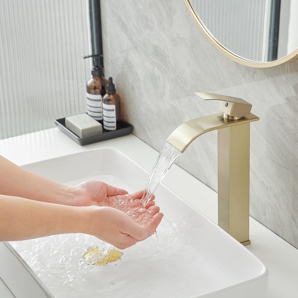 Vessel Sink Faucet Single-handle Bathroom Faucet with Drain Assembly