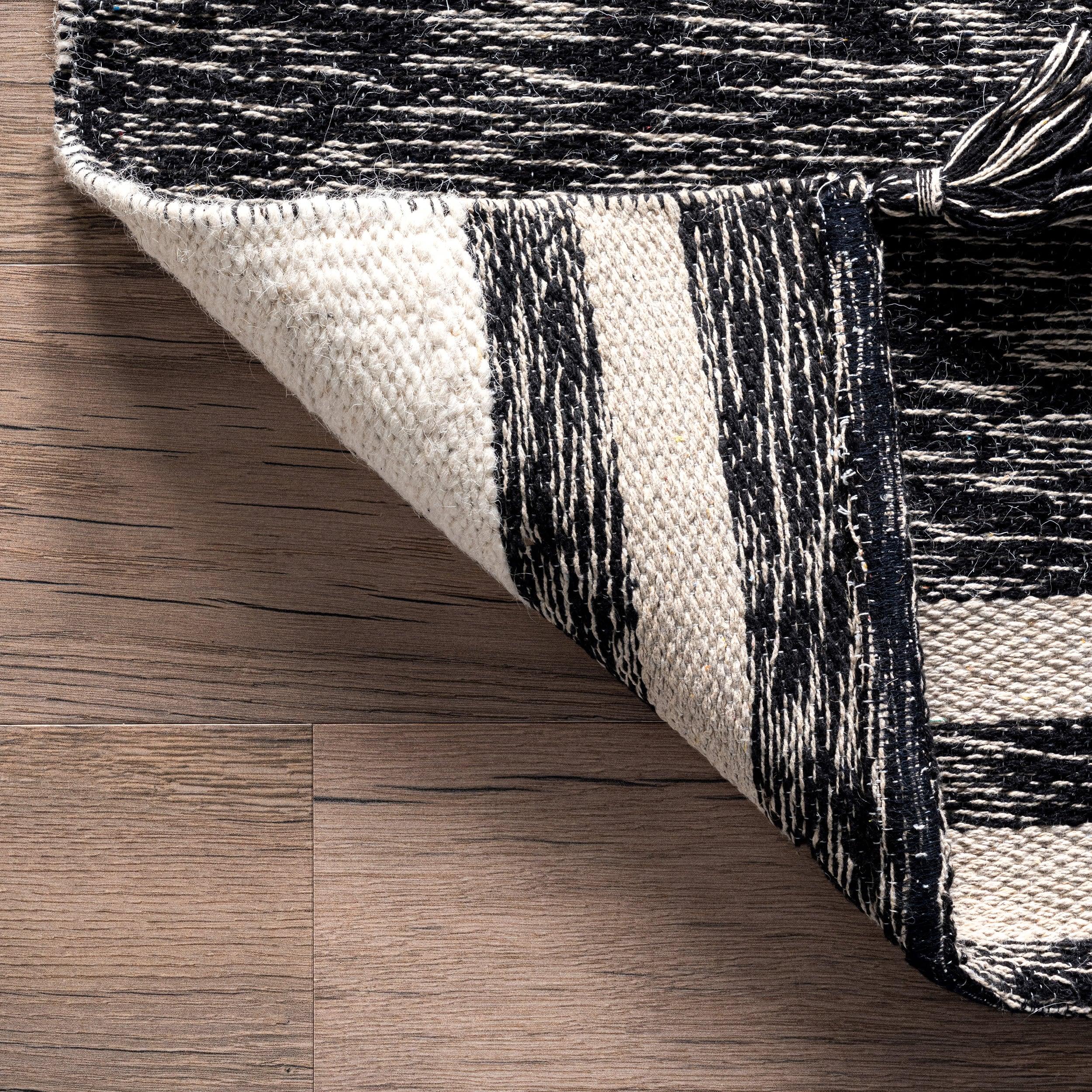 nuLOOM Chasen Cotton and Wool Flatweave Diamond Tassel Area Rug, 5' x 8', Ivory