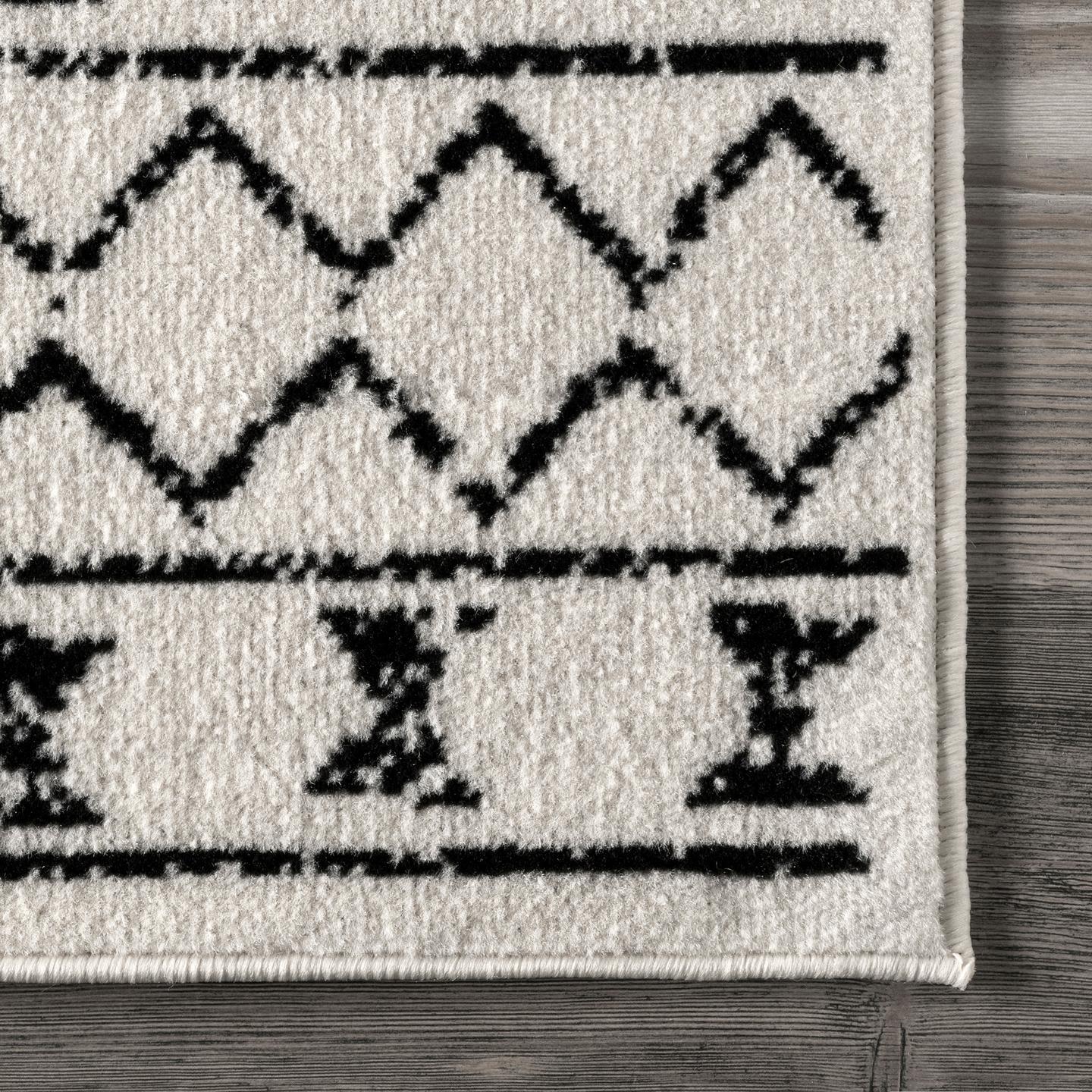Gray 8' x 10' Rectangular Stain-Resistant Synthetic Area Rug