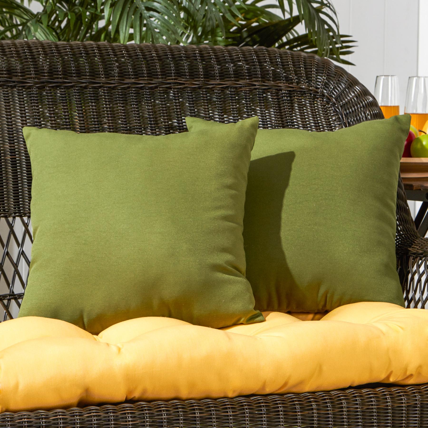 Indoor/Outdoor Reversible Throw Pillow