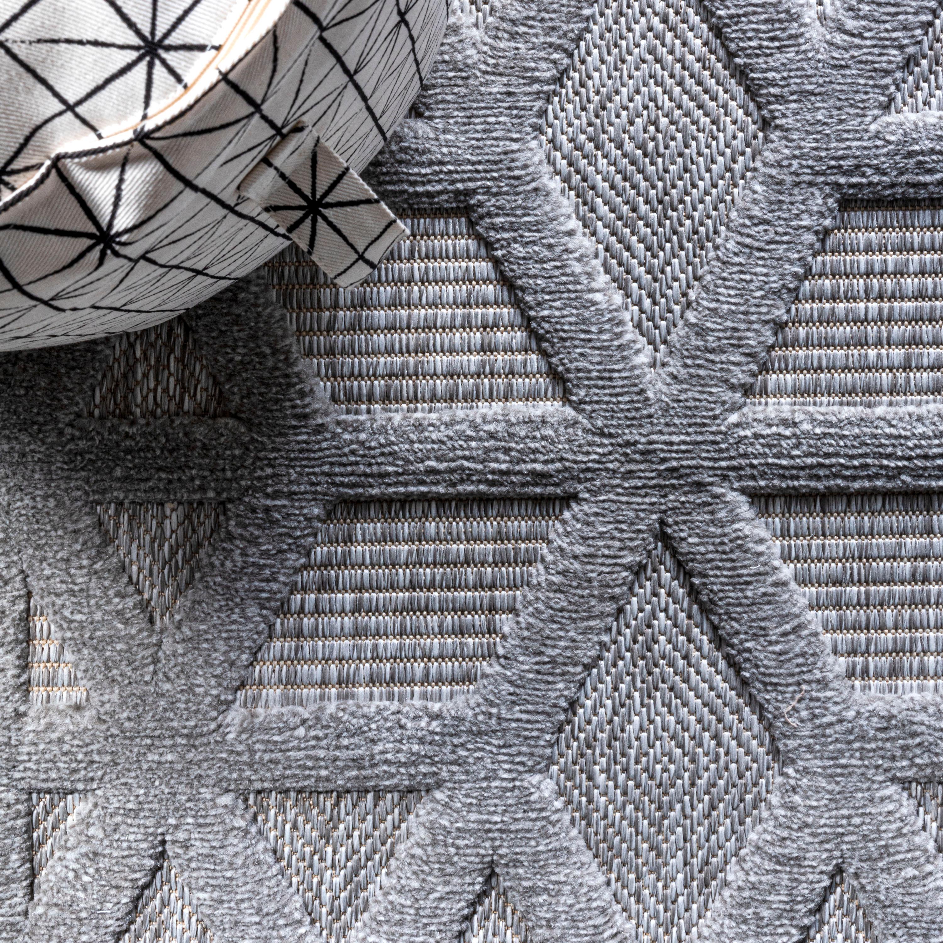 5' x 5' Talaia Neutral Geometric Indoor/Outdoor Area Rug, Light Gray - JONATHAN Y