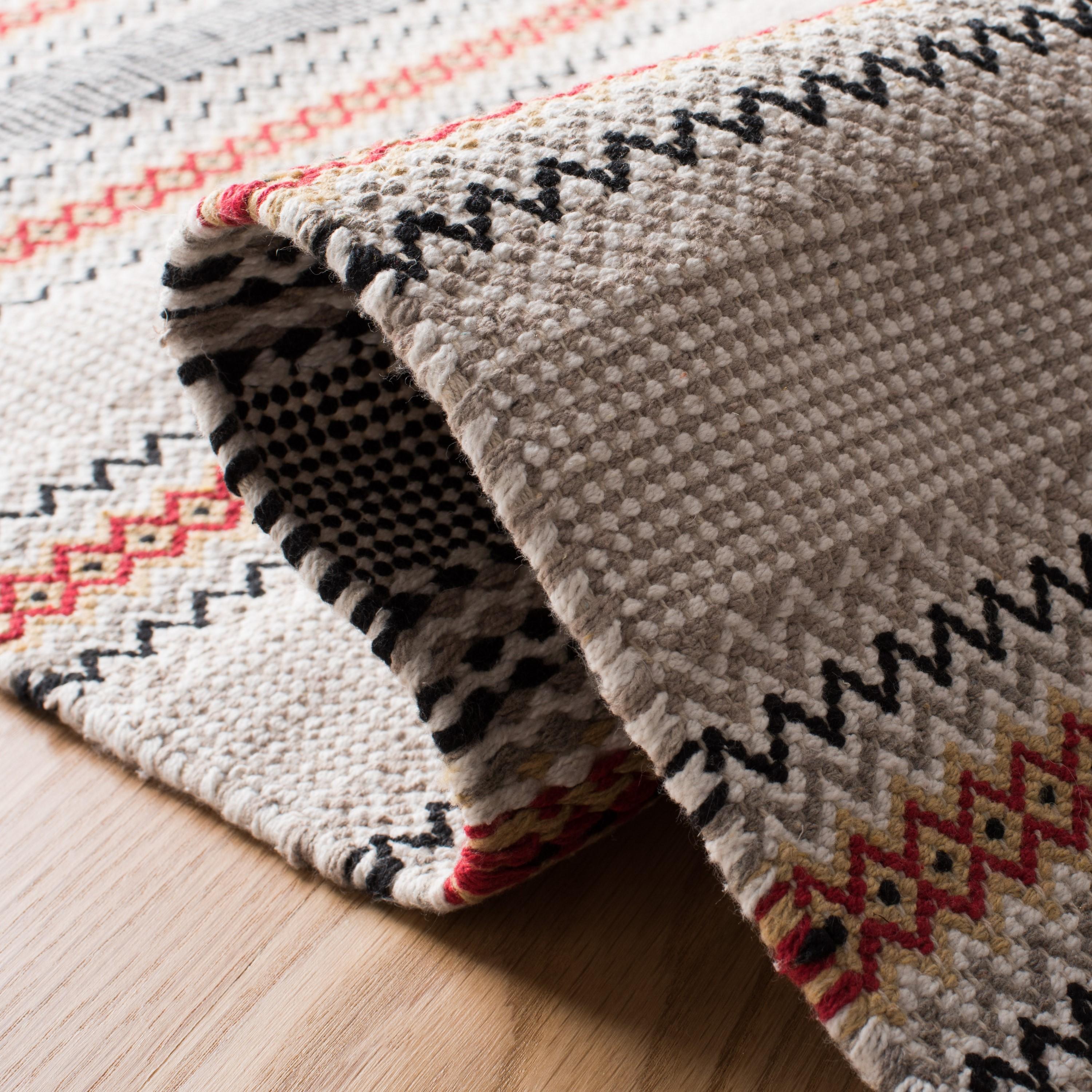 Montauk MTK536 Hand Woven Runner Rug - Red/Beige - 2'3"x8' - Safavieh.