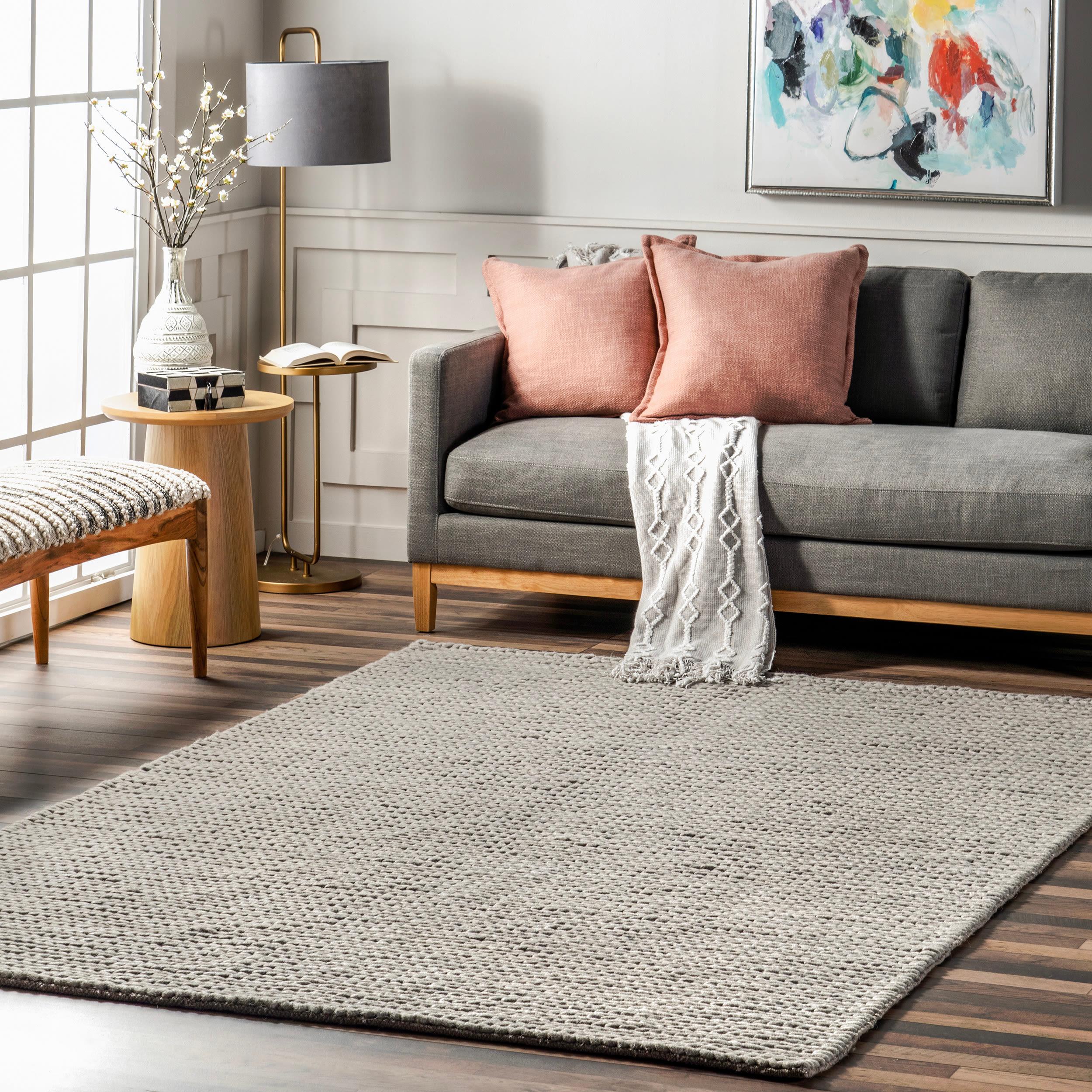 nuLOOM 3x5 Penelope Wool Braided Handmade Area Rug, Light Grey, Solid Rustic Farmhouse Style, For Bedroom, Living Room, Hallway, Entryway