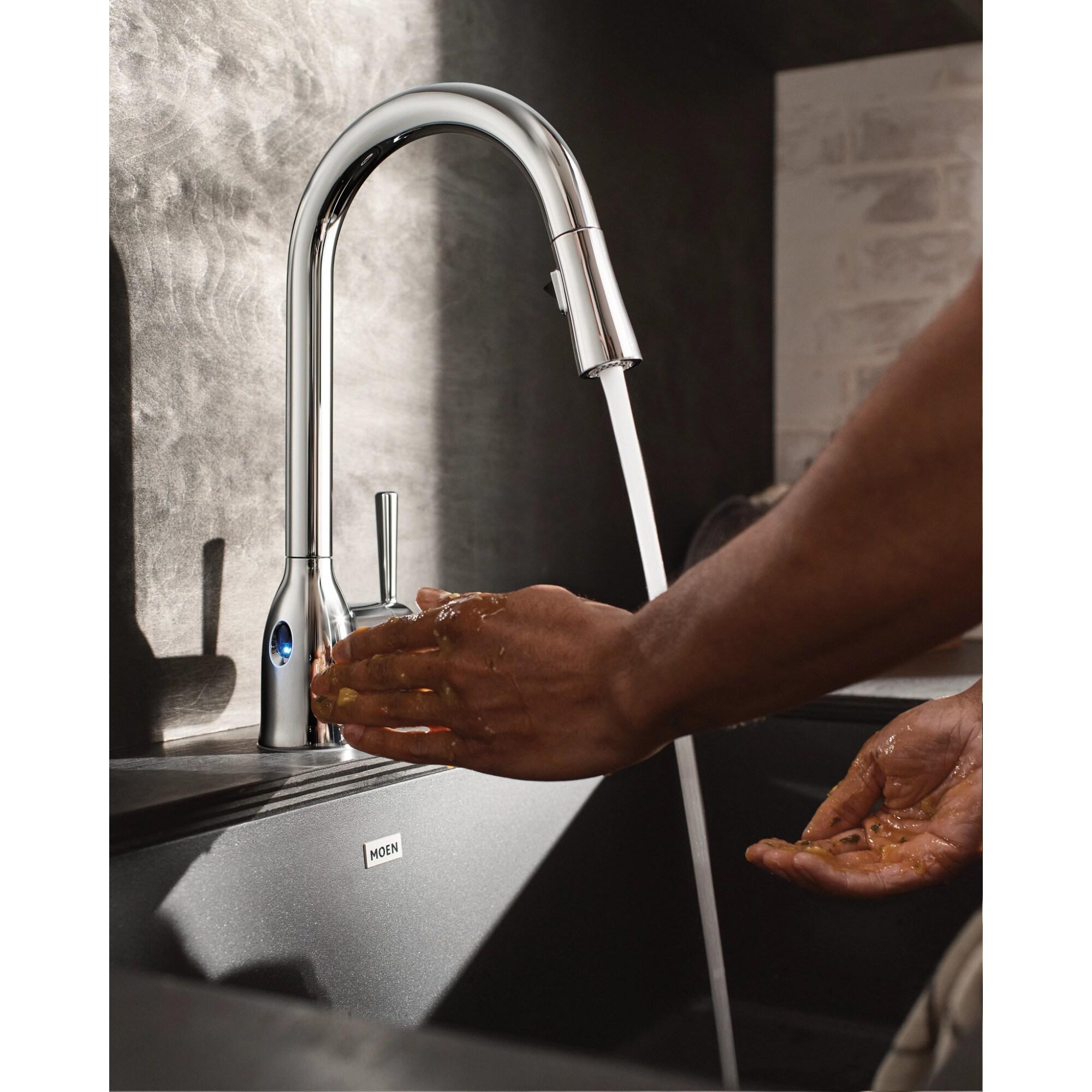 Moen MOEN Adler Touchless Single-Handle Pull-Down Sprayer Kitchen Faucet with MotionSense Wave and Power Clean in Polished Chrome 87233EWC