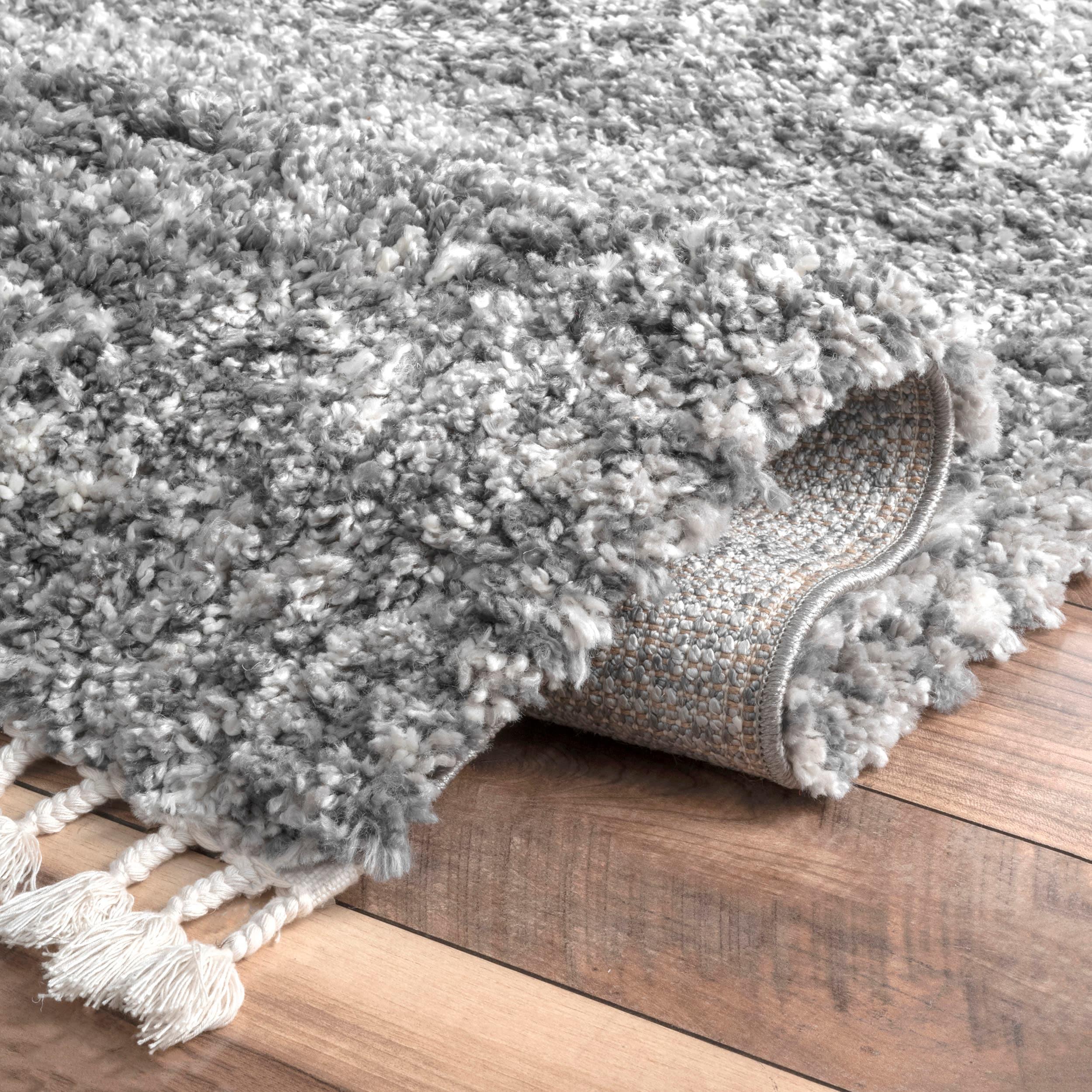 Nuloom Brooke Solid 2x3 Accent Shag Indoor Area Rug for Living Room Bedroom Dining Room Nursery Entryway, Grey/Ivory