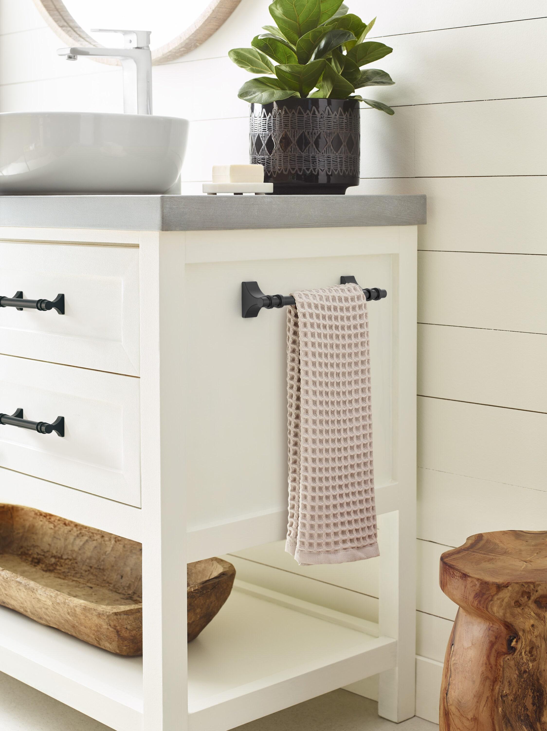 Amerock BH36055MB Davenport Towel Bar