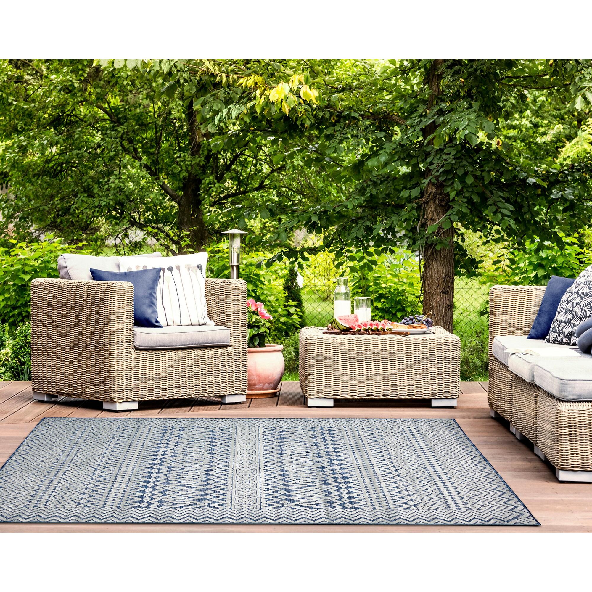 Canyon Navy Stripe 30" Rectangular Synthetic Easy-Care Rug