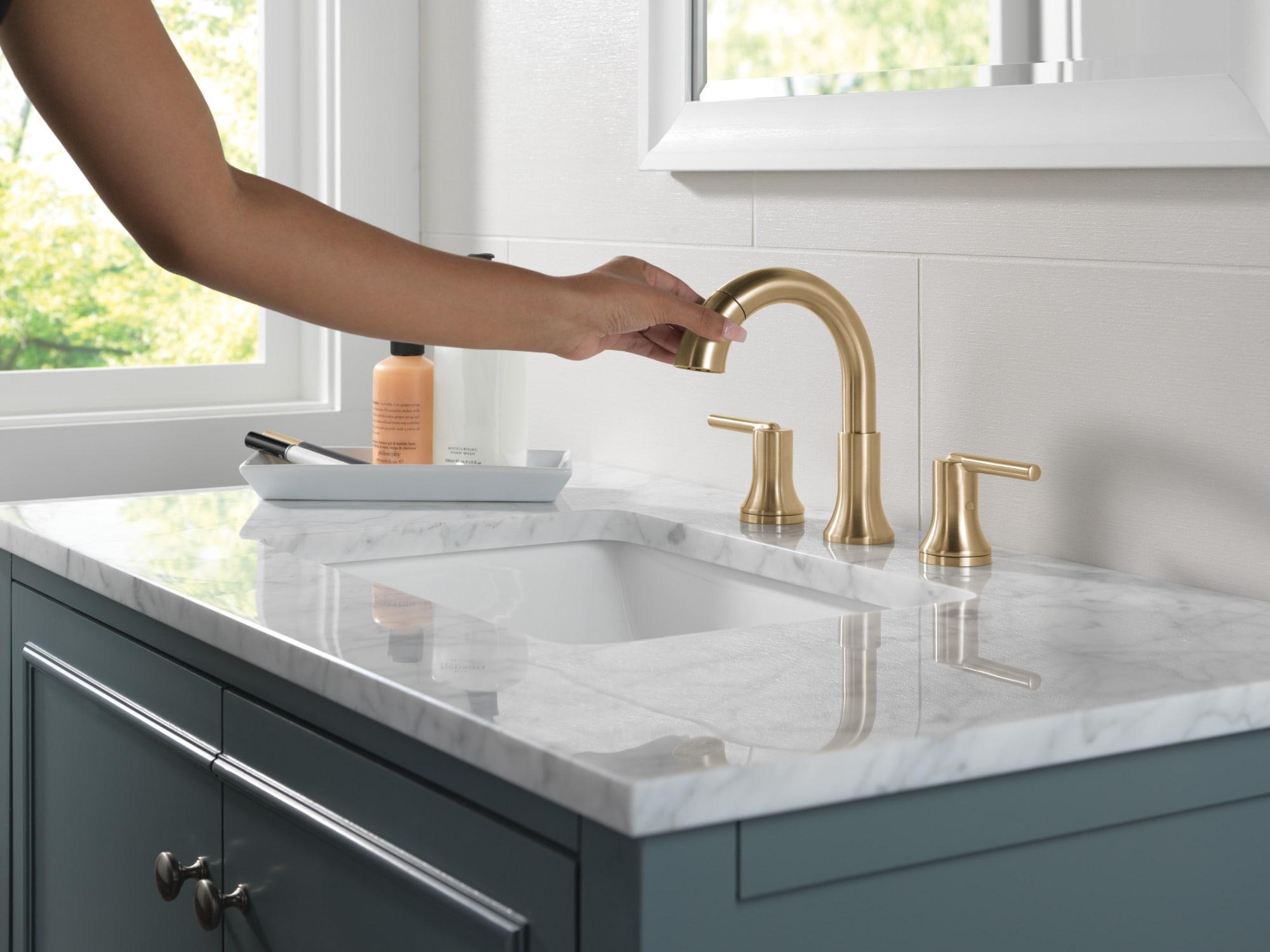 Trinsic Widespread Bathroom Faucet 3 Hole, 2-handle Bathroom Sink Faucet with Drain Assembly