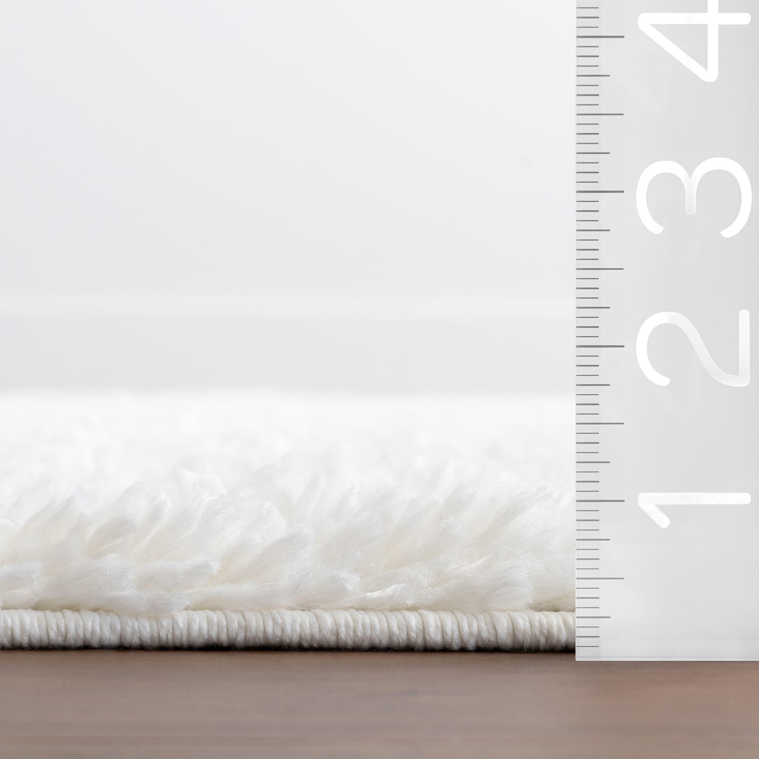 Nuloom Kara Solid 4x6 Shag Indoor Area Rug for Living Room Bedroom Dining Room Nursery, Ivory