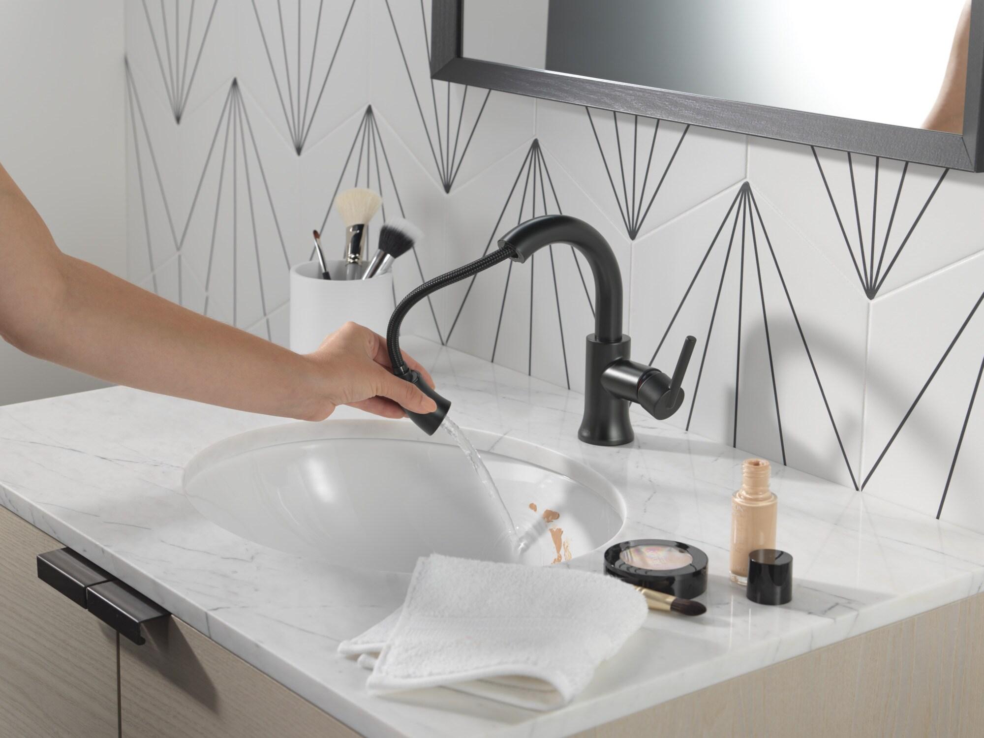 Trinsic Single Hole Pull Out Sprayer Bathroom Faucet, Single Handle Bathroom Sink Faucet