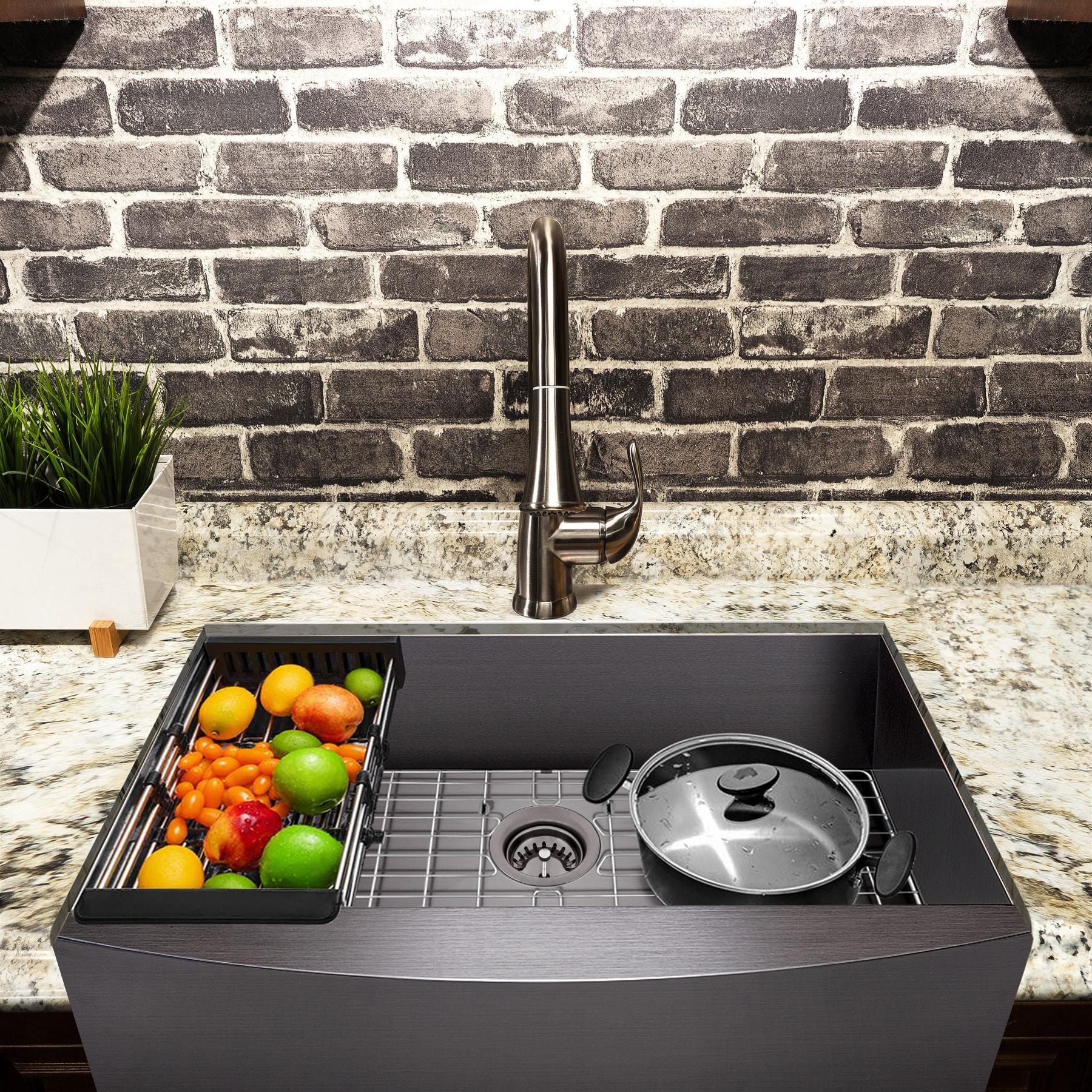 33" L x 20" W Farmhouse/Apron Kitchen Sink with Basket Strainer