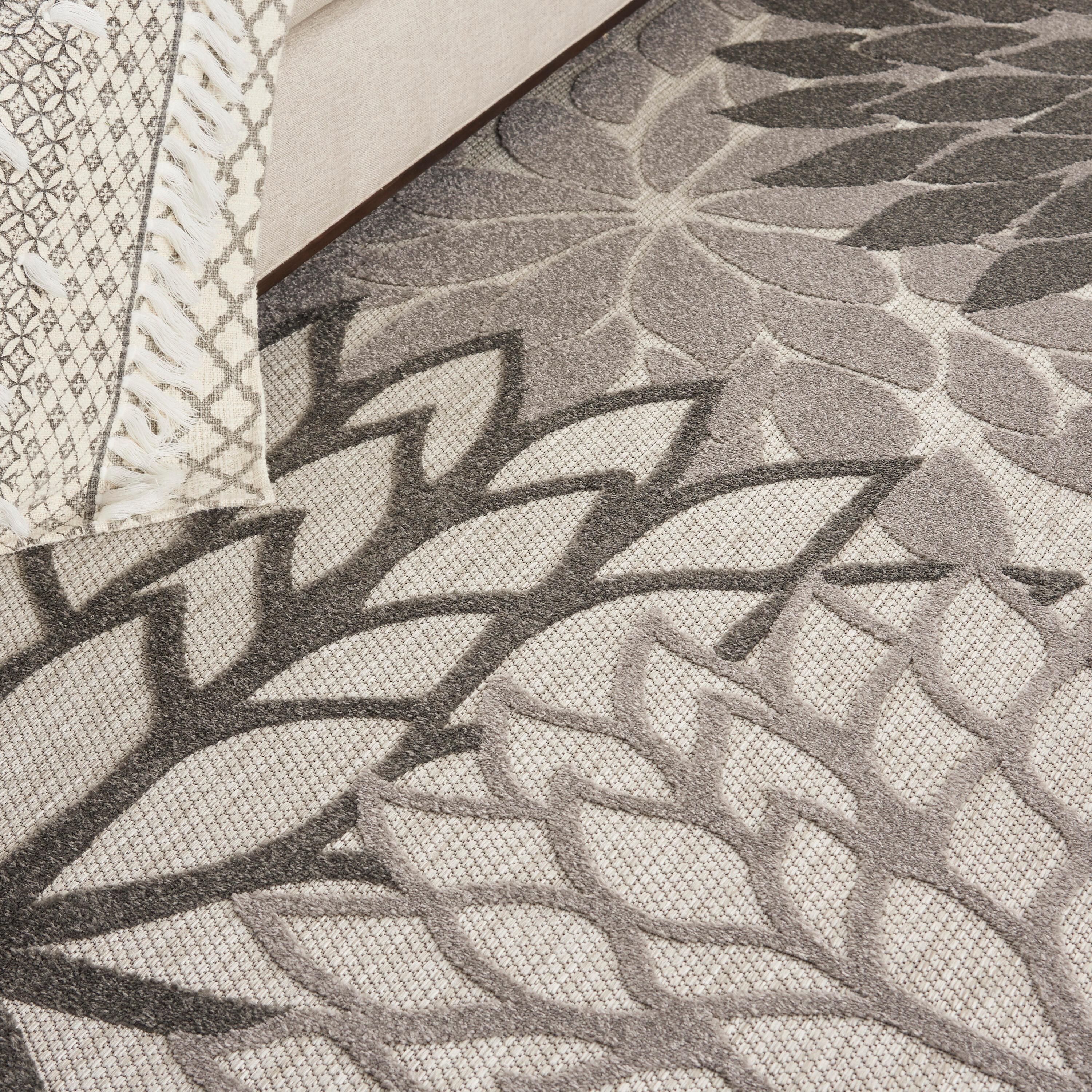 Nourison Aloha Floral Bloom Flatweave High-Low Indoor Outdoor Area Rug Silver Grey 7' x 10'