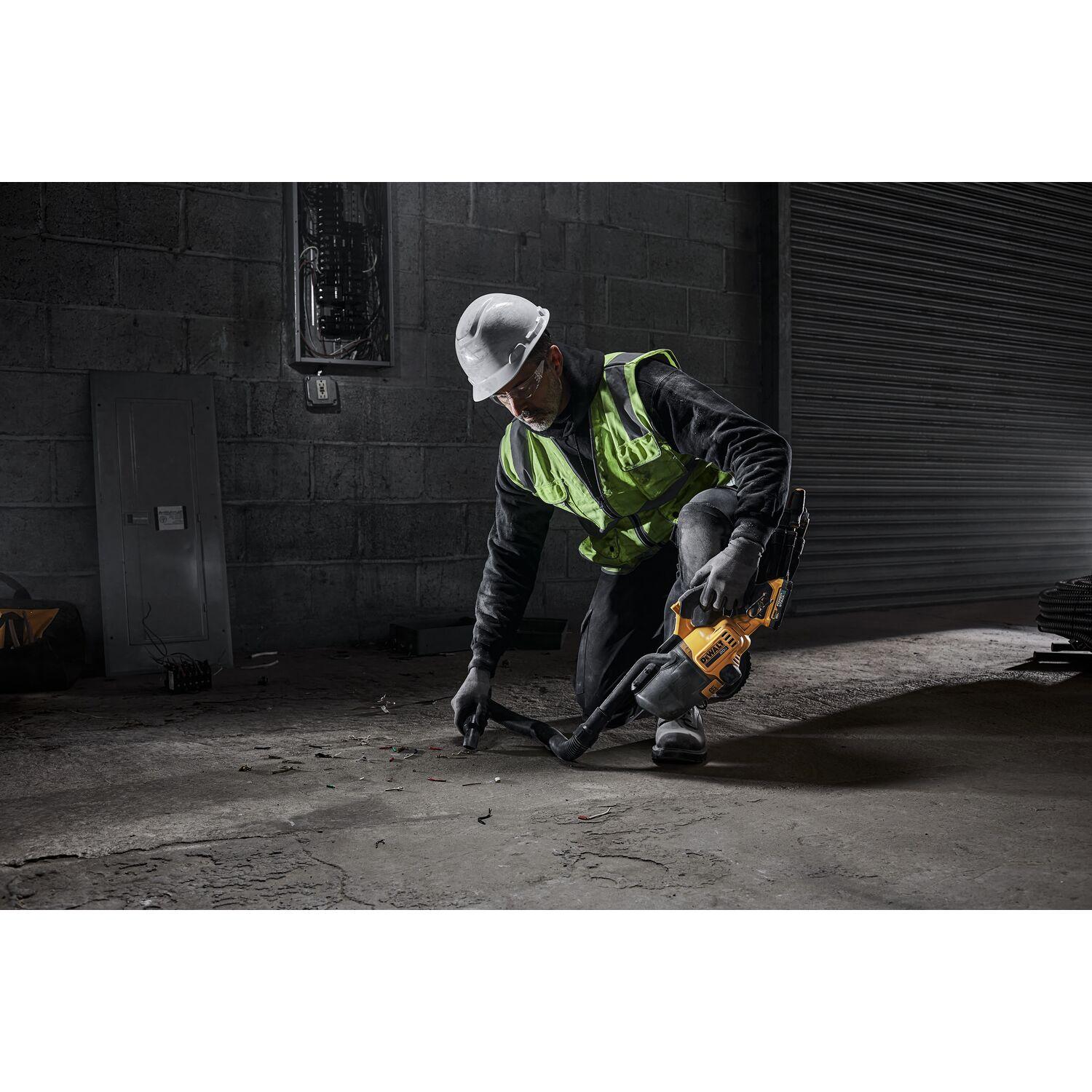 DEWALT 20V Cordless Vacuum Cleaner - Easy Empty Canister