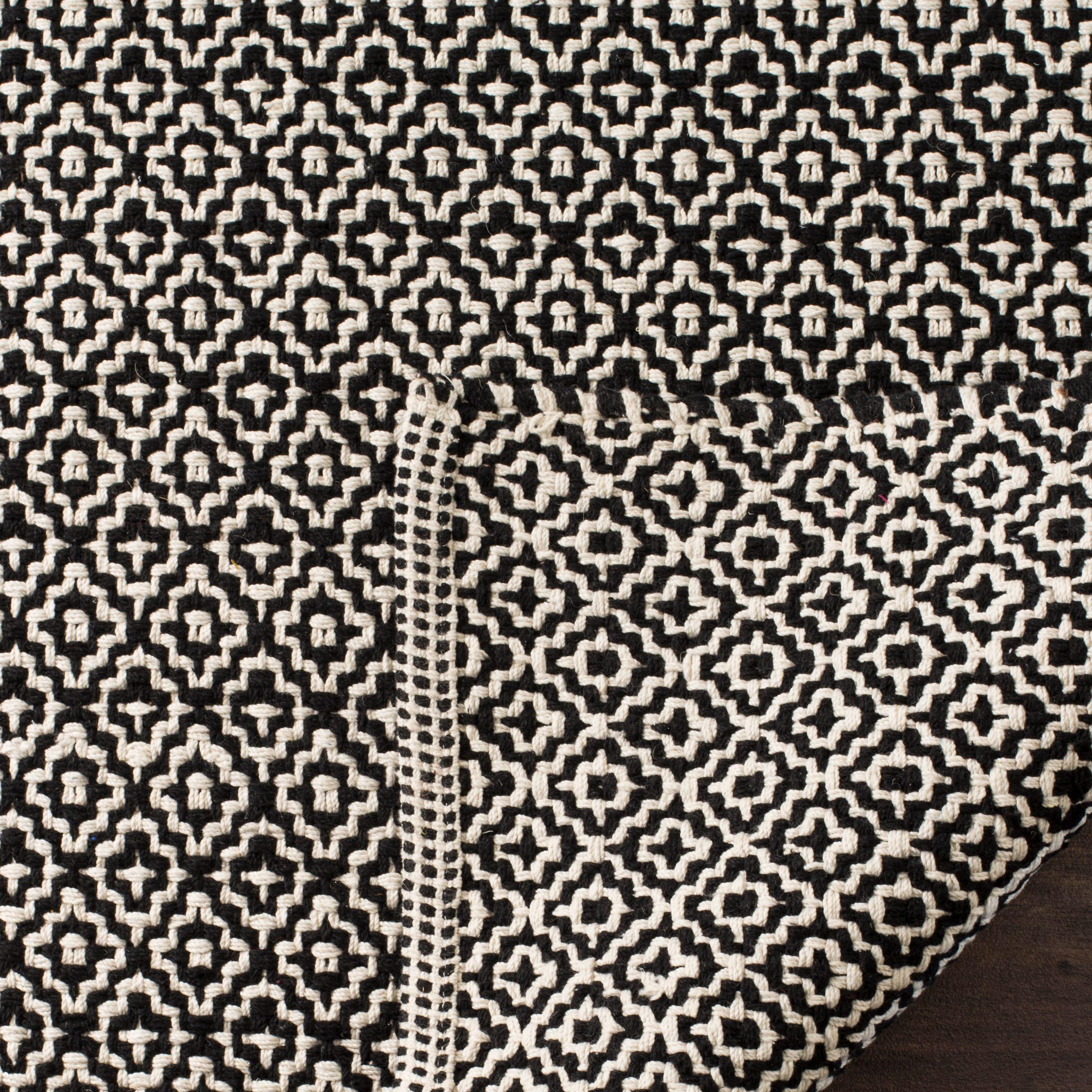 Montauk MTK717 Hand Woven Indoor Area Rug - Ivory/Black - 6'x6' - Safavieh.