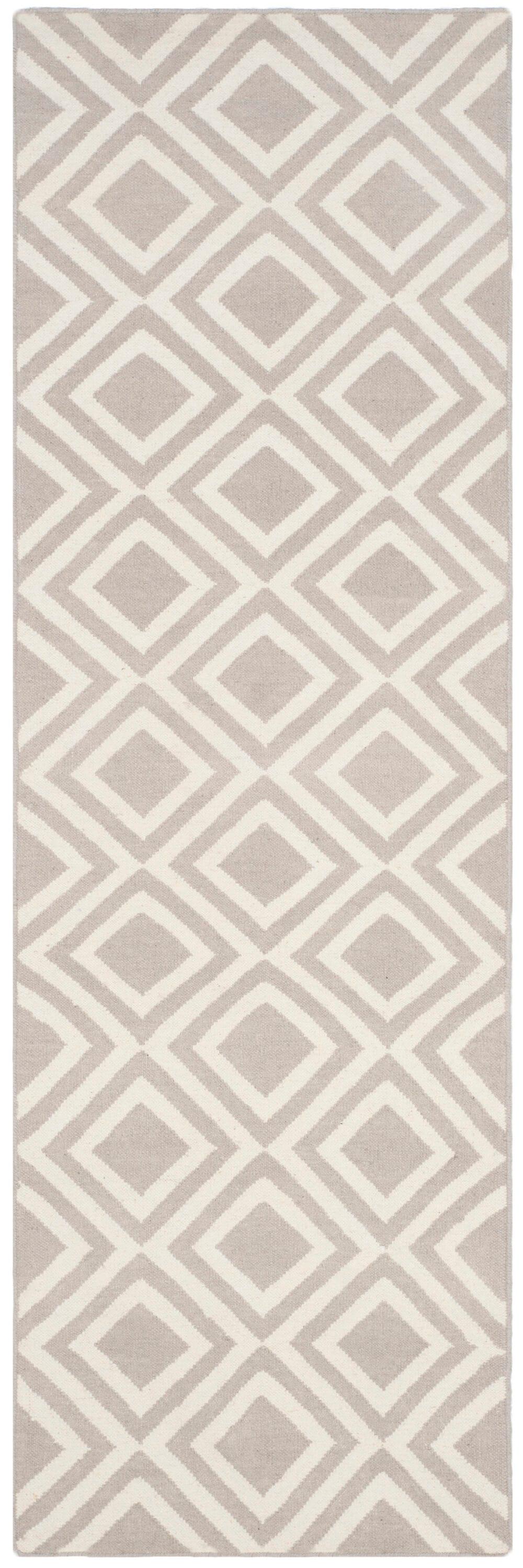 SAFAVIEH Dhurrie Winifred Geometric Diamonds Wool Runner Rug, Grey/Ivory, 2'6" x 8'