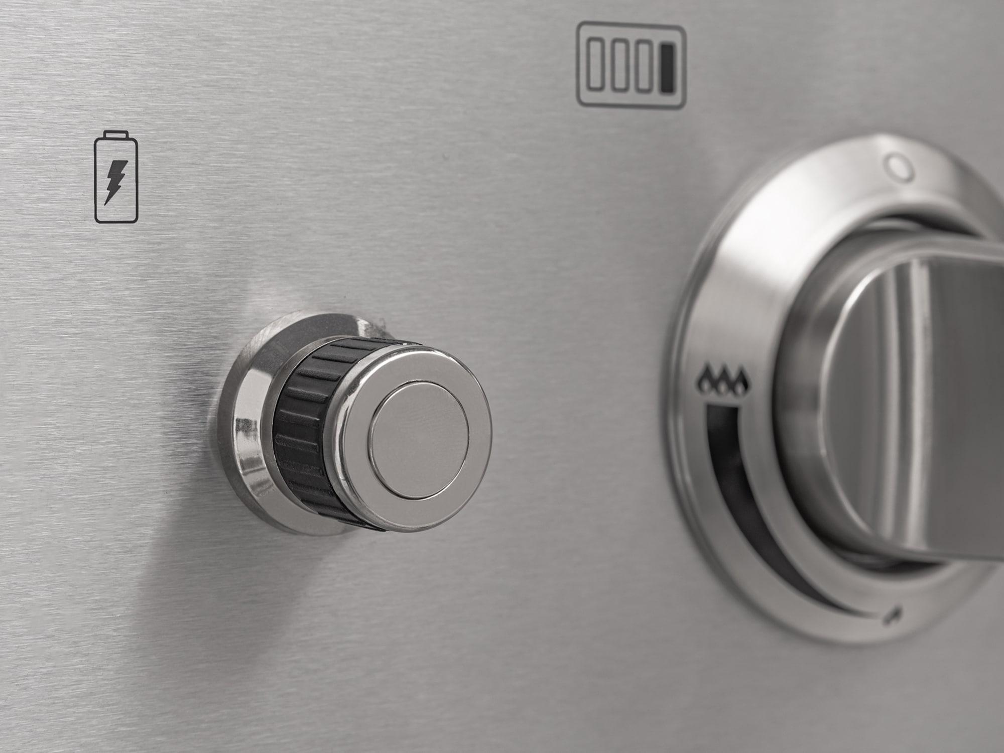 Outdoor Kitchen Performance Grill in Stainless Steel