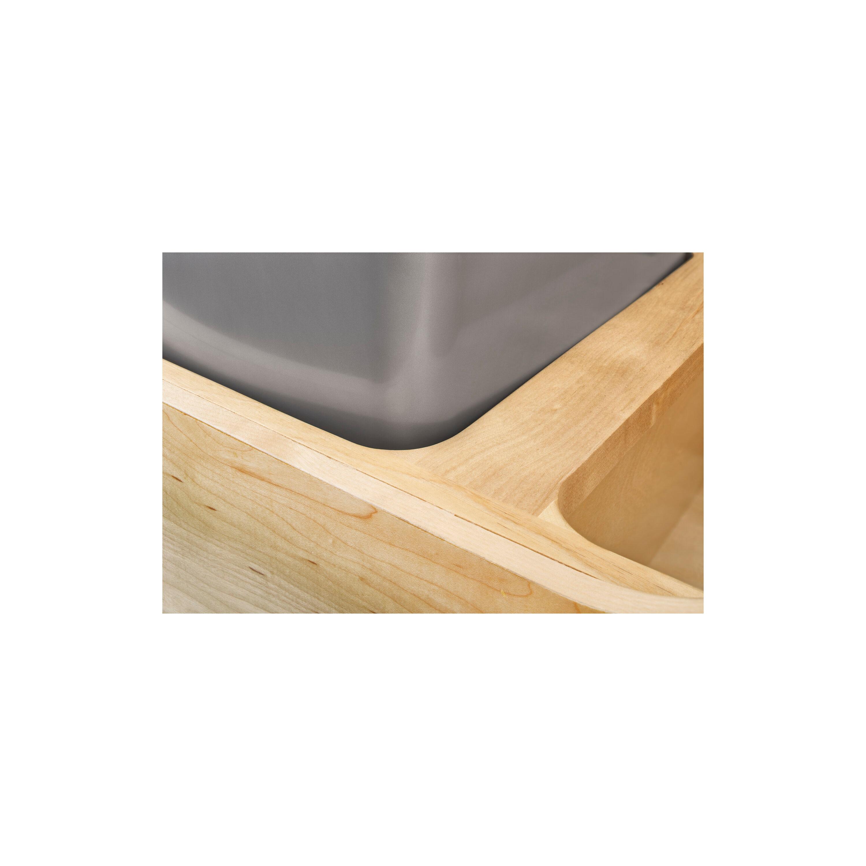 Rev-A-Shelf Rev-A-Shelf Pullout Trash Can with Soft-close Slides