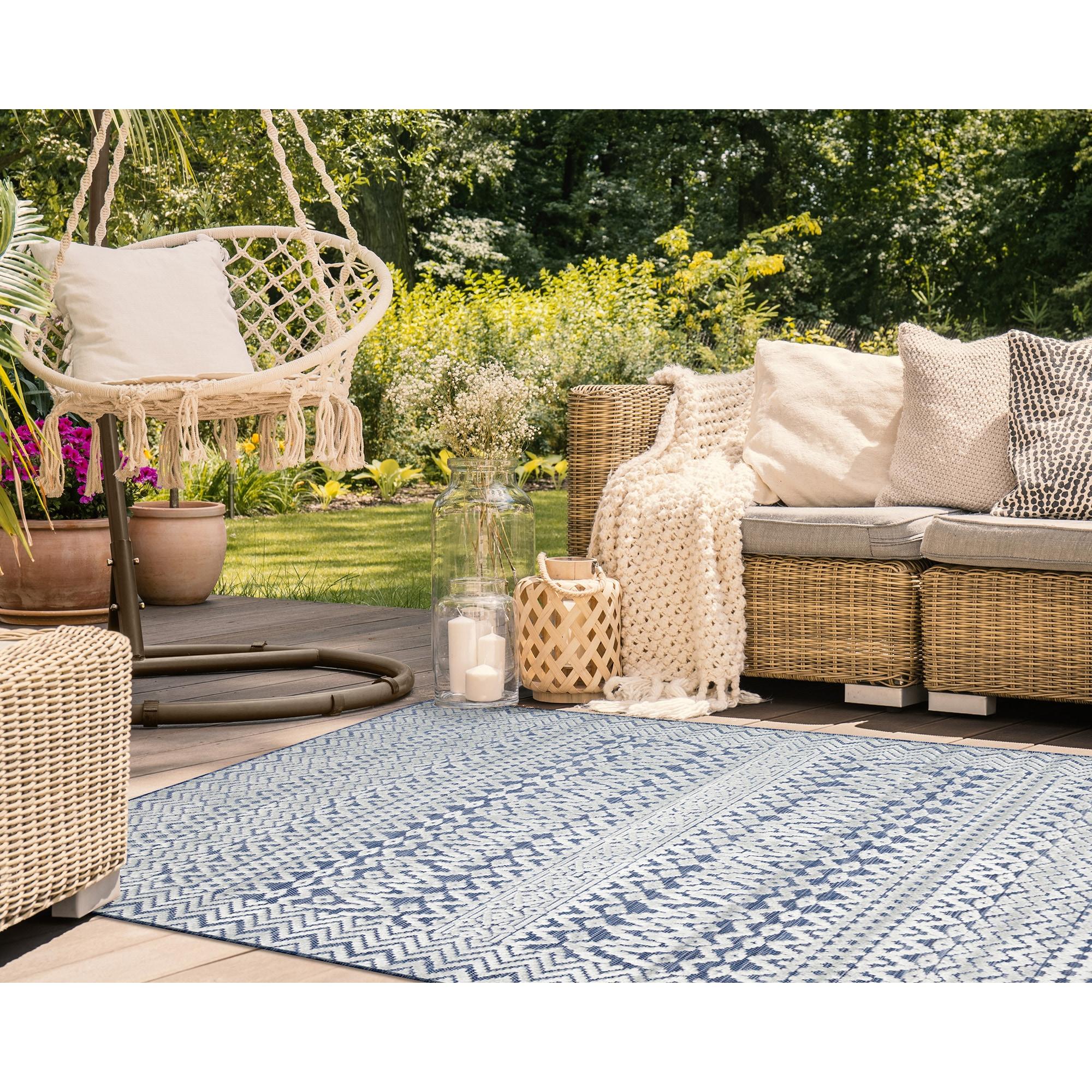 Canyon Navy Stripe 30" Rectangular Synthetic Easy-Care Rug