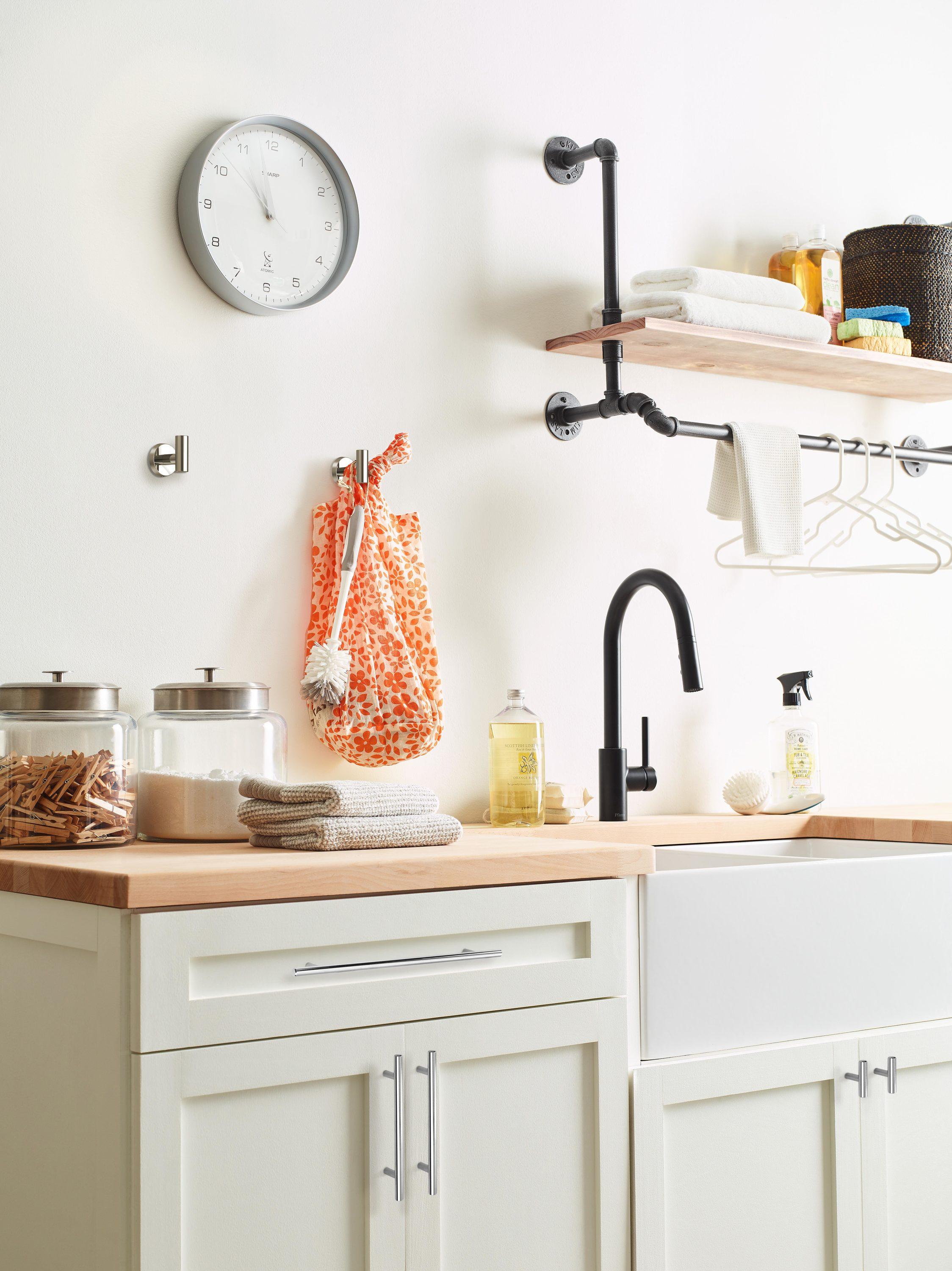 Arrondi™ Wall Mounted Robe Hook