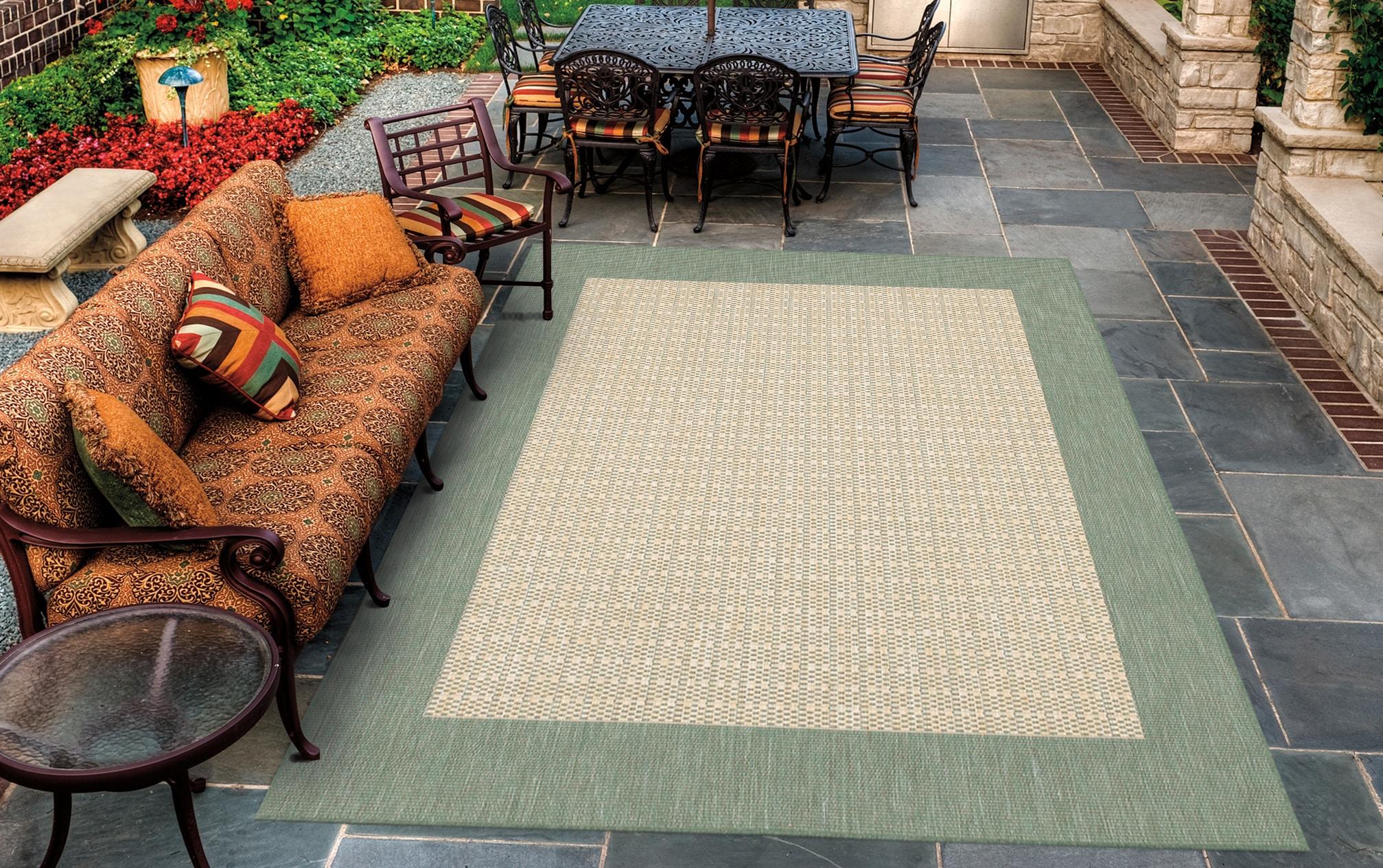 Couristan Recife Checkered Field Indoor / Outdoor Area Rug, Natural- Green, 7'6" x 10'9"