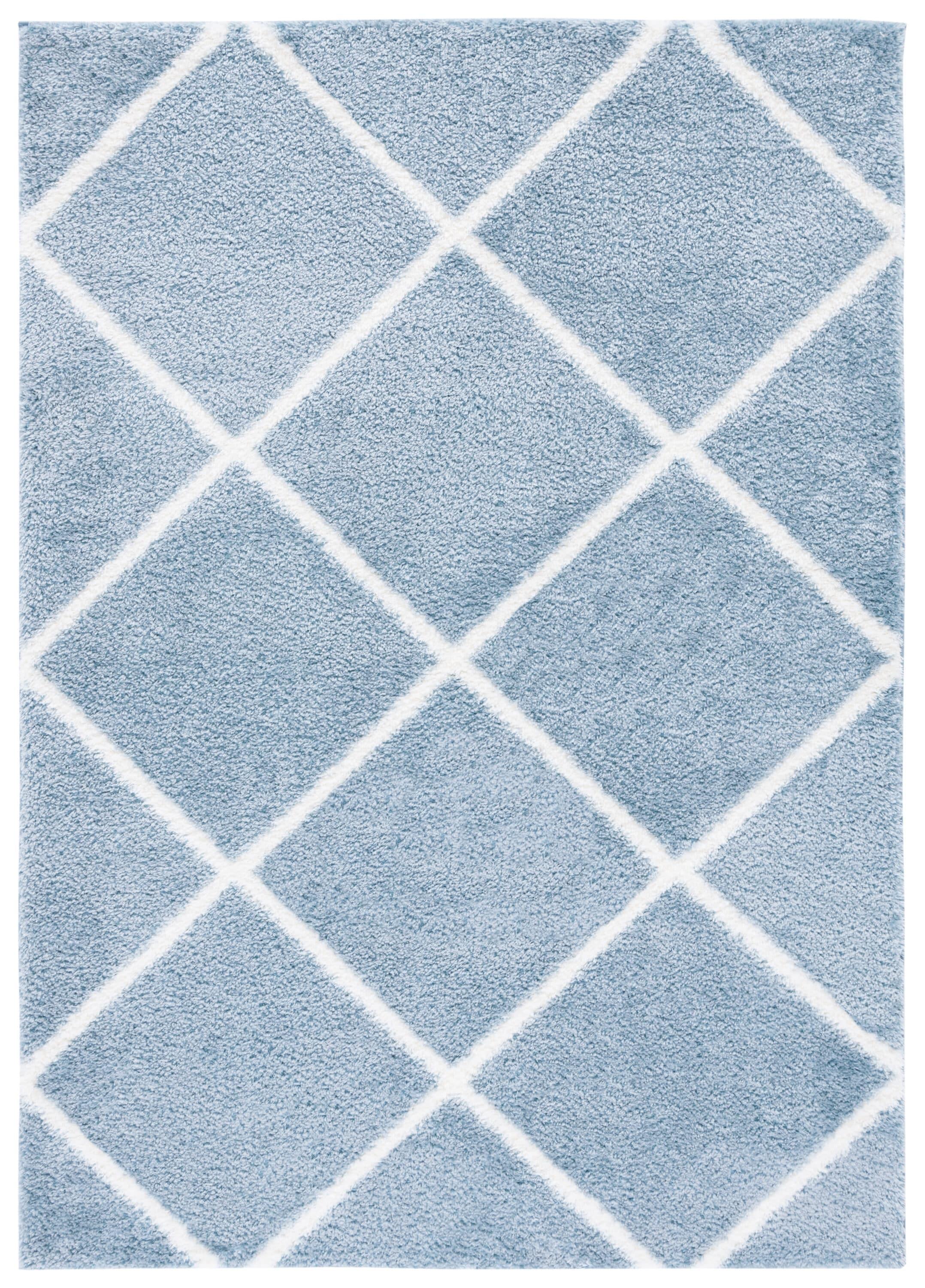 Tahoe Shag THO676 Power Loomed Indoor Accent Rug - Blue/White - 4'x6' - Safavieh