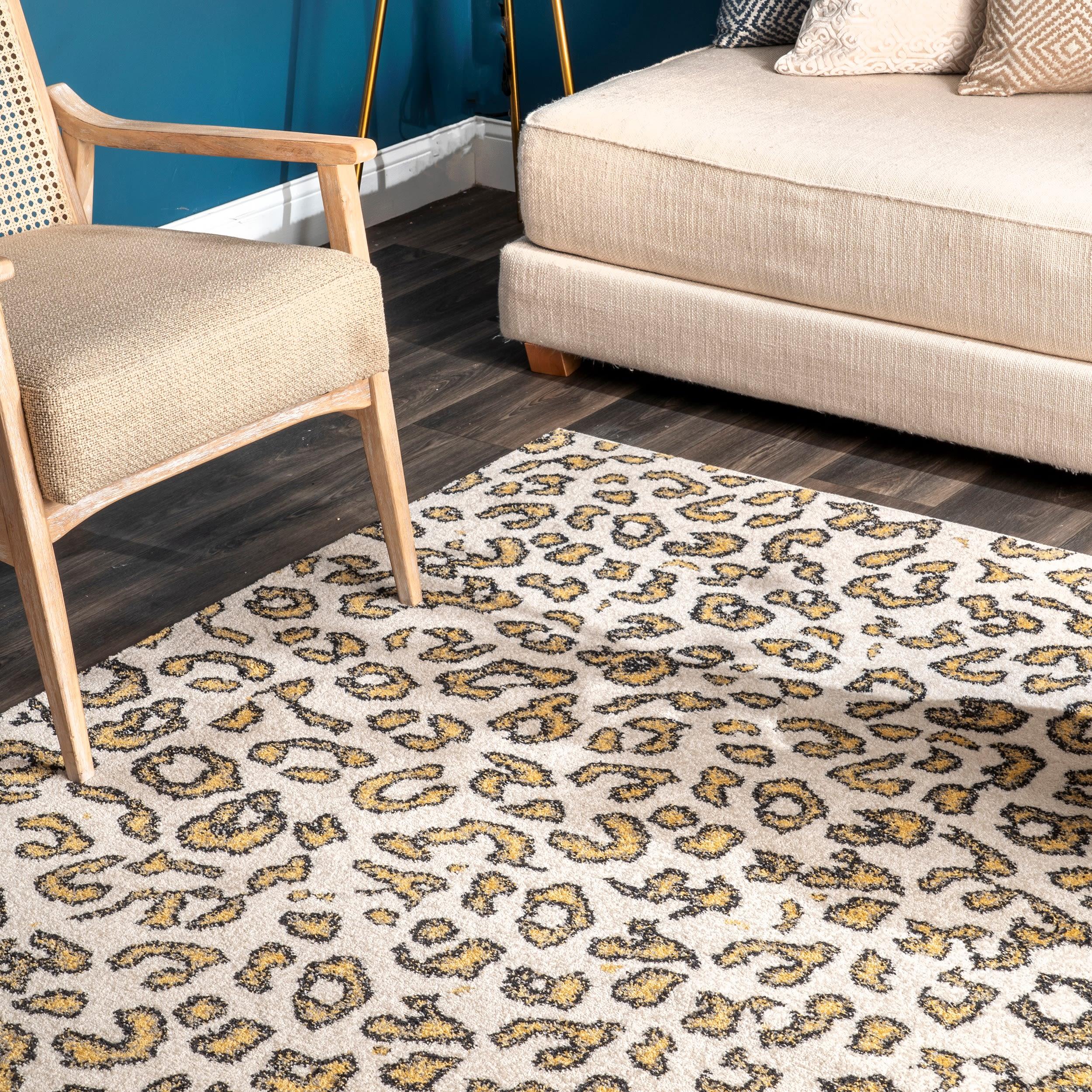 Nuloom Leopard Animal 5x7 Indoor Area Rug for Living Room Bedroom Dining Room Kitchen, Beige/Ivory