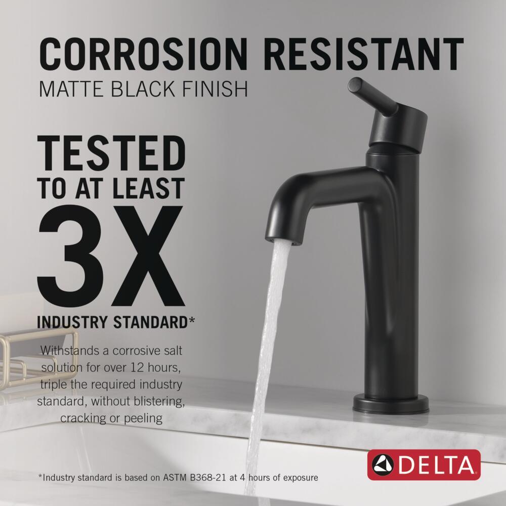 Single-Hole Single-handle Bathroom Faucet with Drain Assembly