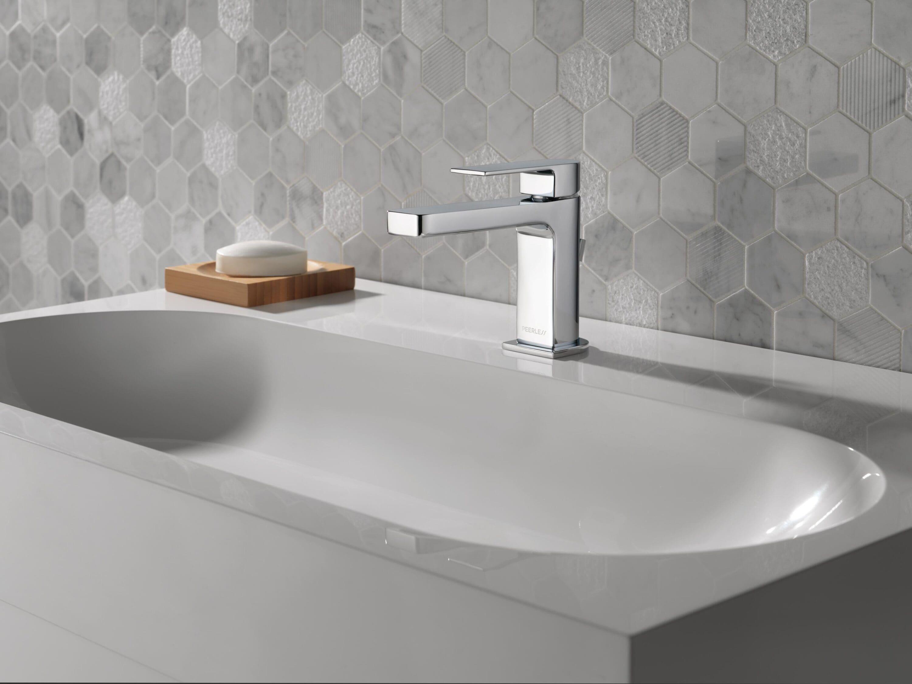 Xander Single-Hole Bathroom Faucet with Drain Assembly