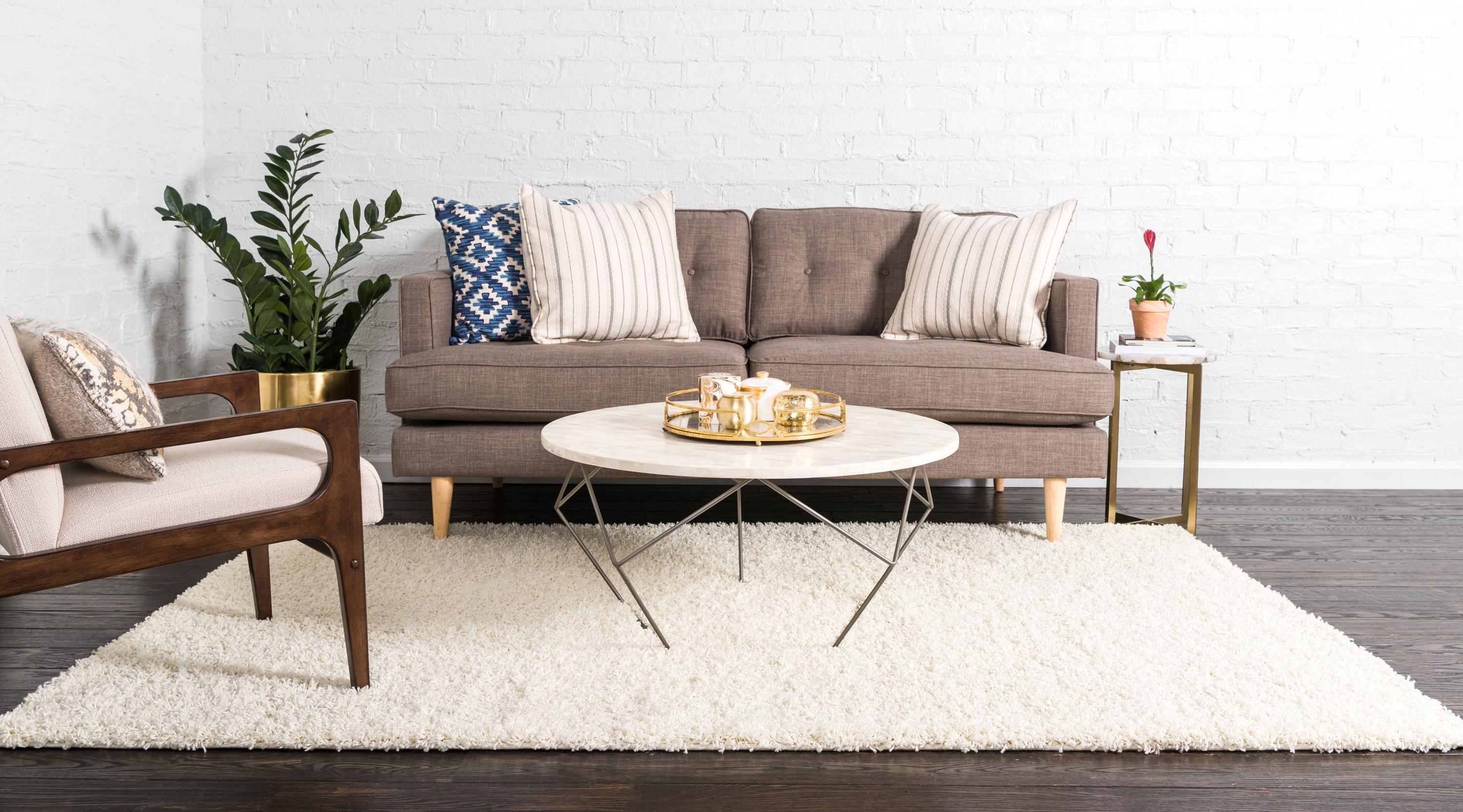 Unique Loom 3' 3 x 5' 3 Solid Shag Pure Ivory Area Rug