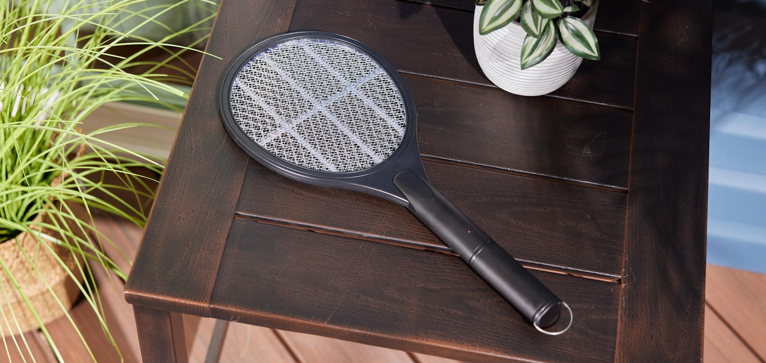 Black Flag Indoor and Outdoor Insect Racket Zapper